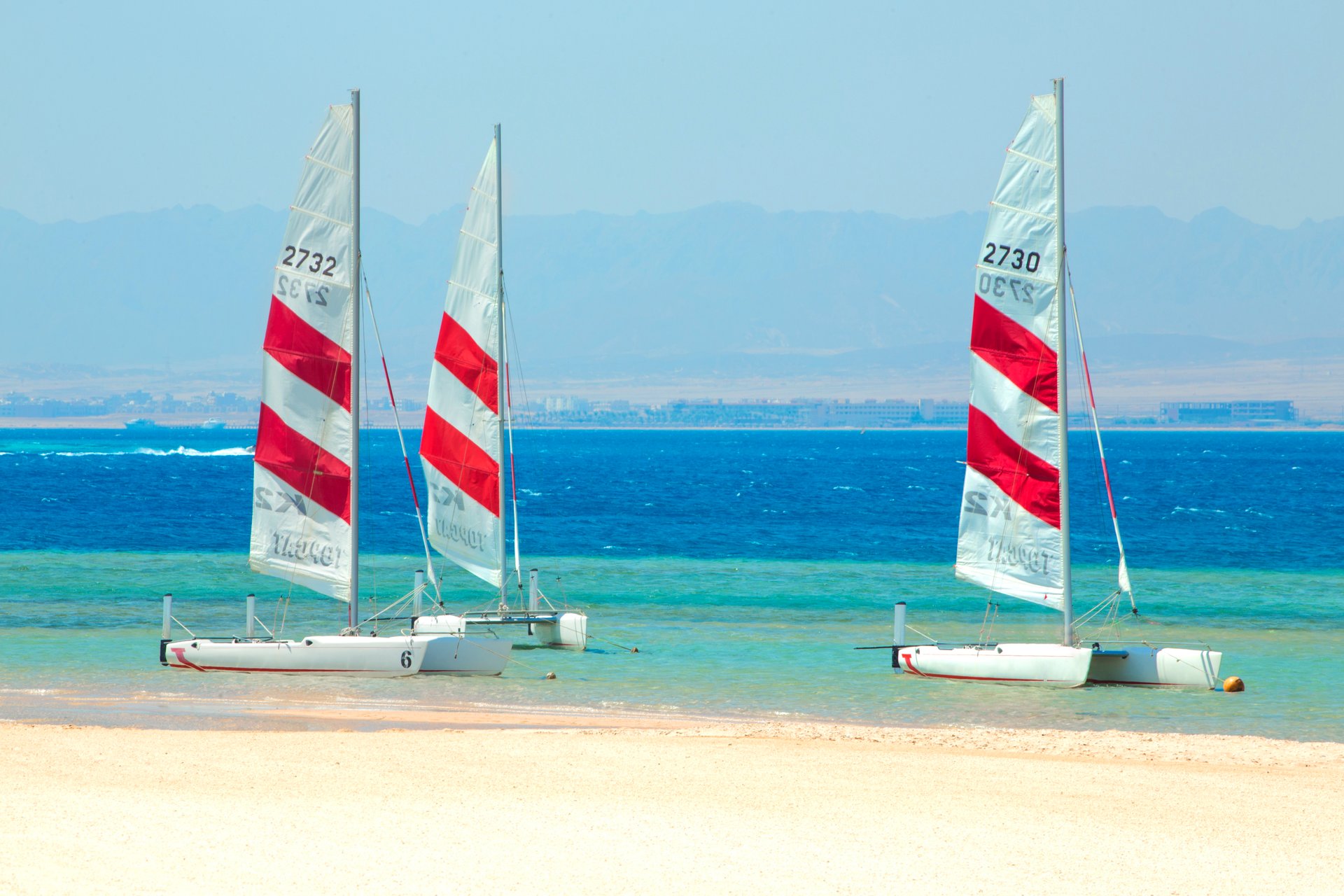 KIHRG1_Watersports_Mini_Cataaran_3_High Res_2229.jpg