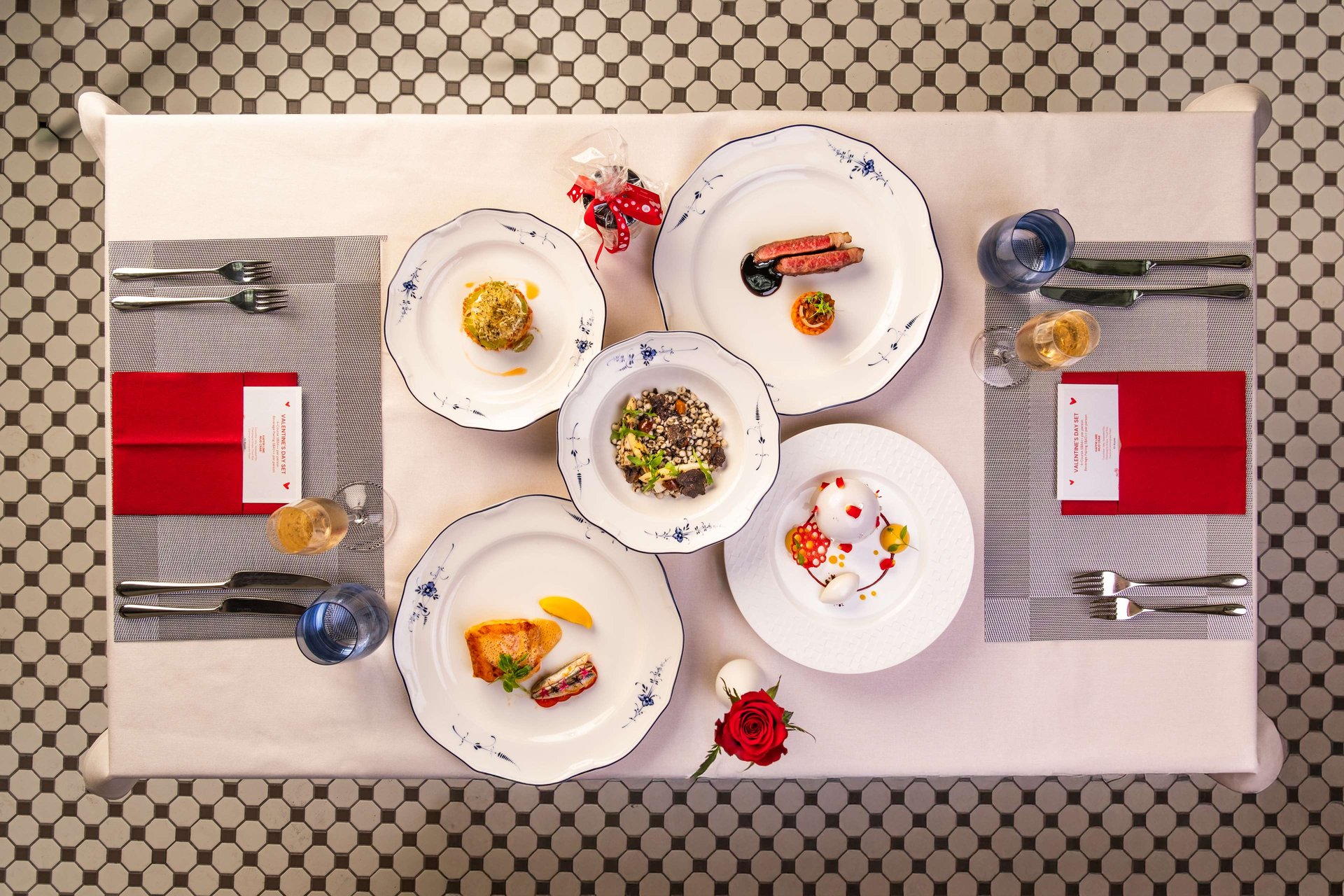 Romantic Dinner at Capitol Bistro. Bar. Patisserie