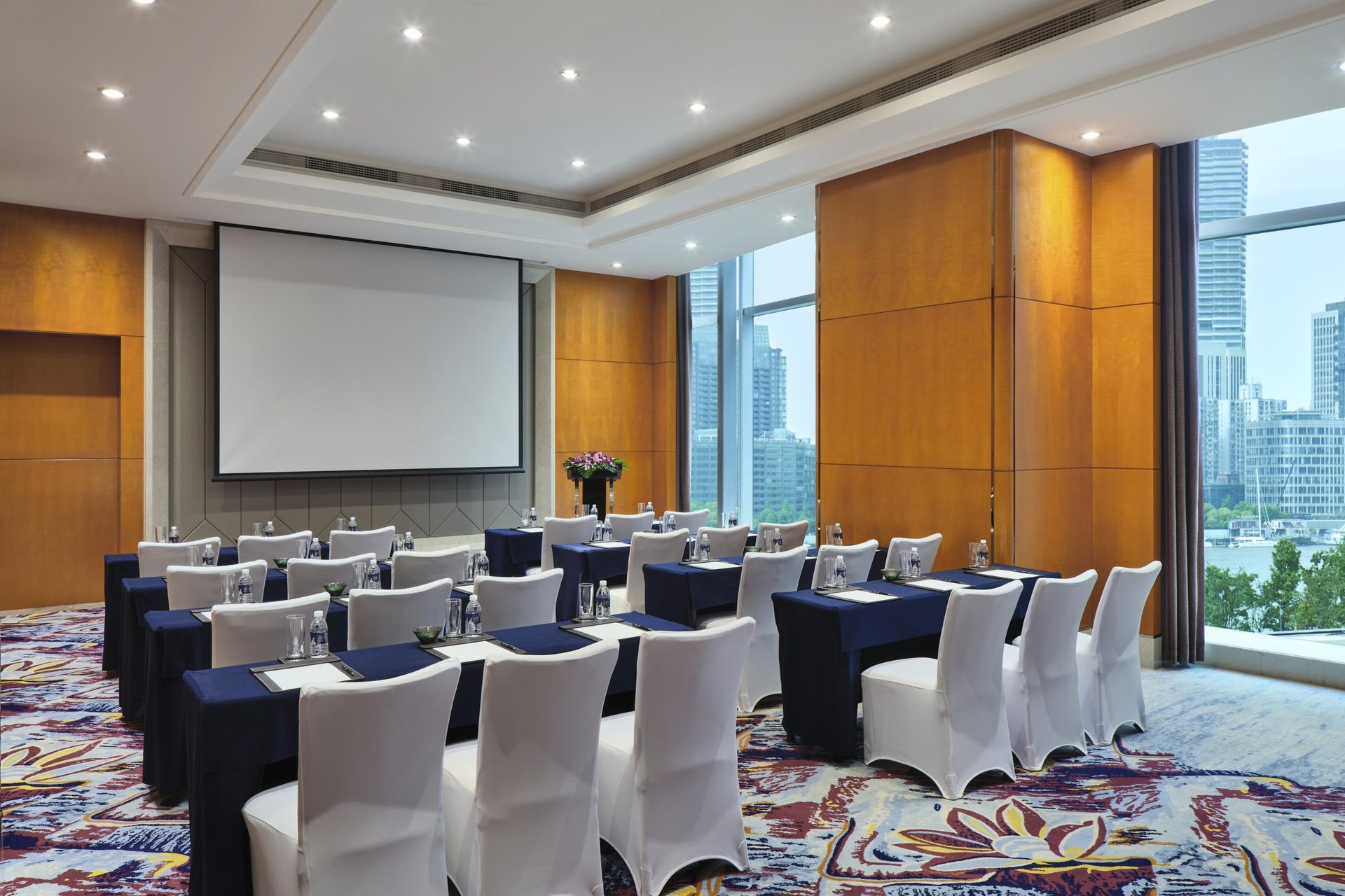Grand Kempinski Hotel Shanghai - 会议室