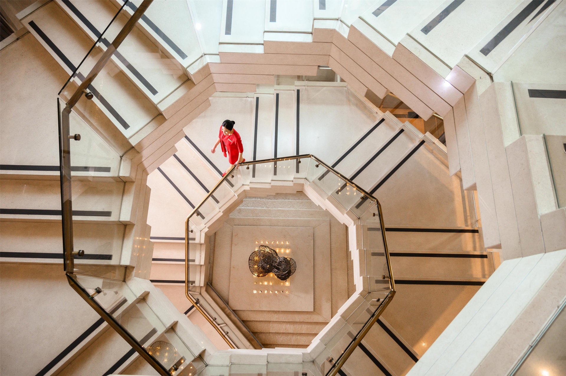 Siam Kempinski Hotel Bangkok - Lobby view