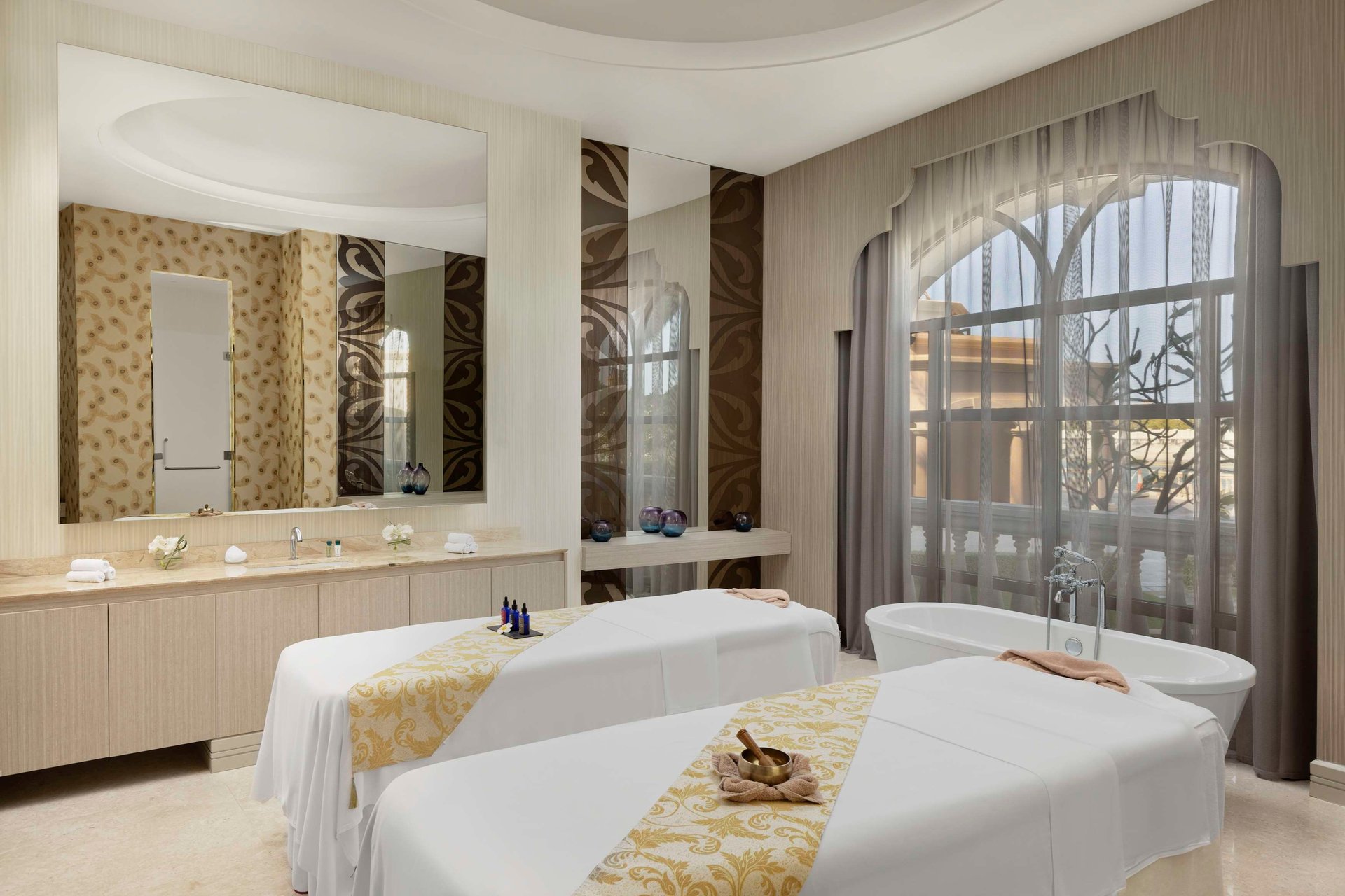 Massages & Treatments