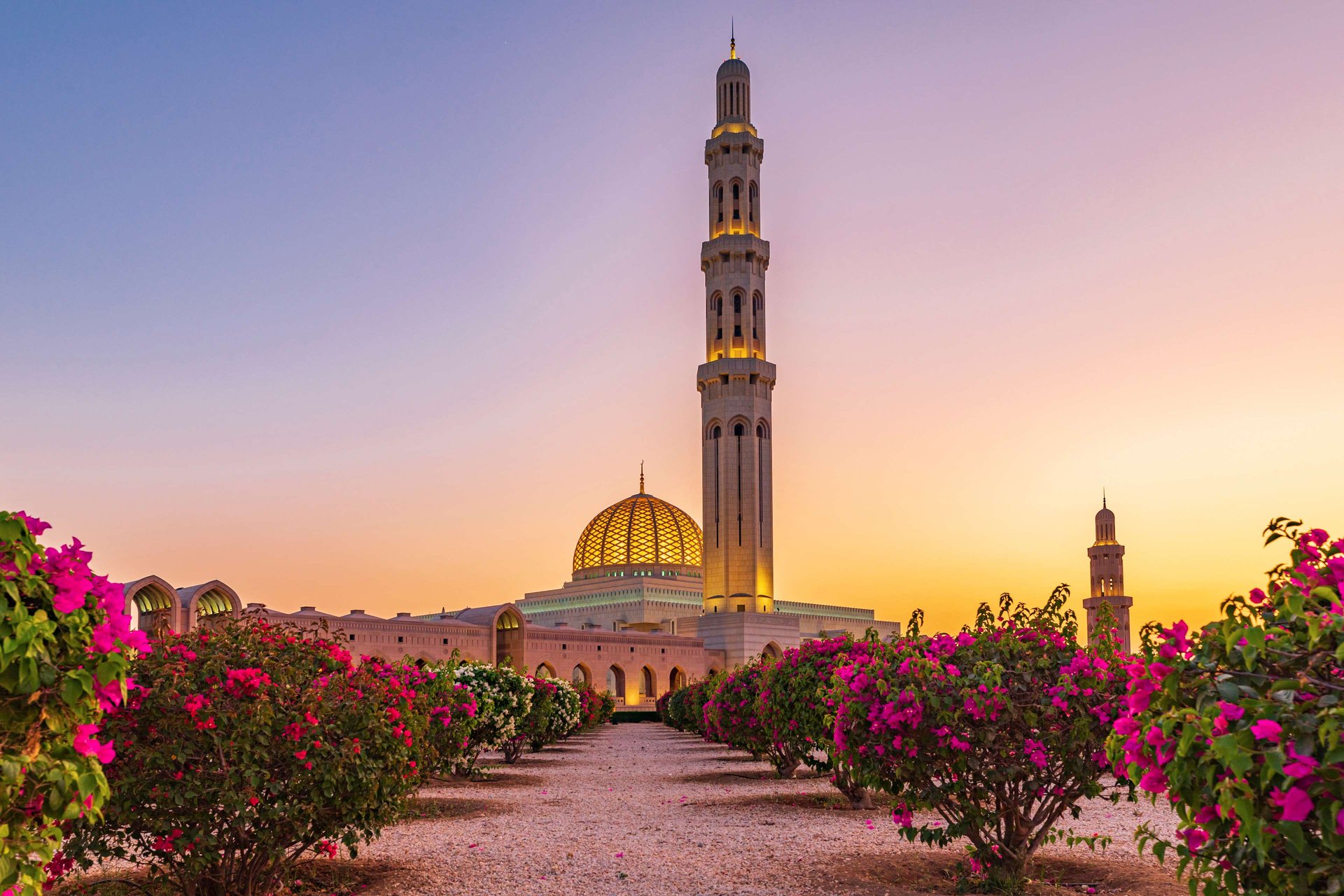 اكتشف جامع السلطان قابوس الكبير