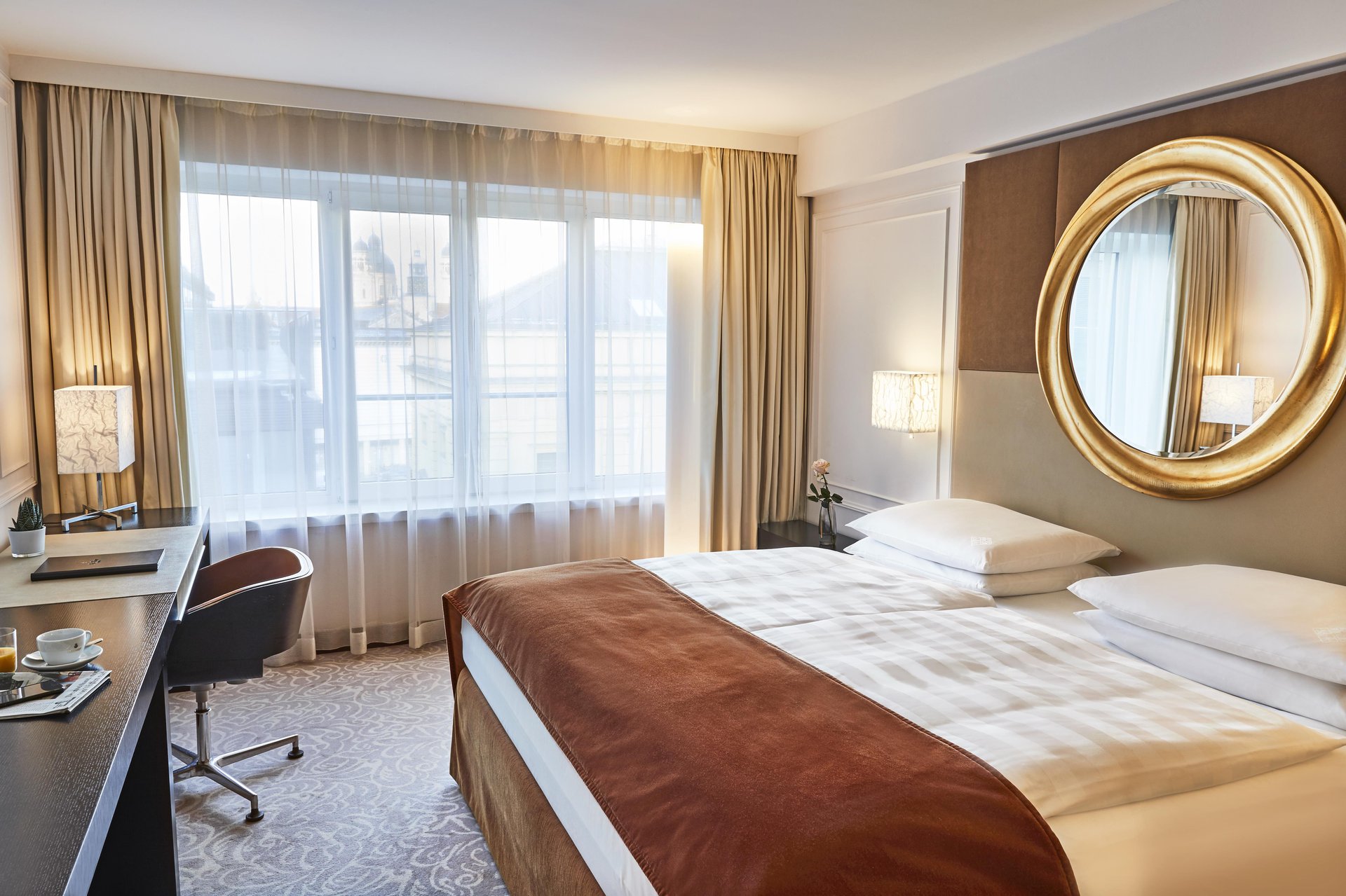 Hotel Vier Jahreszeiten Kempinski Muenchen - Gaestezimmer