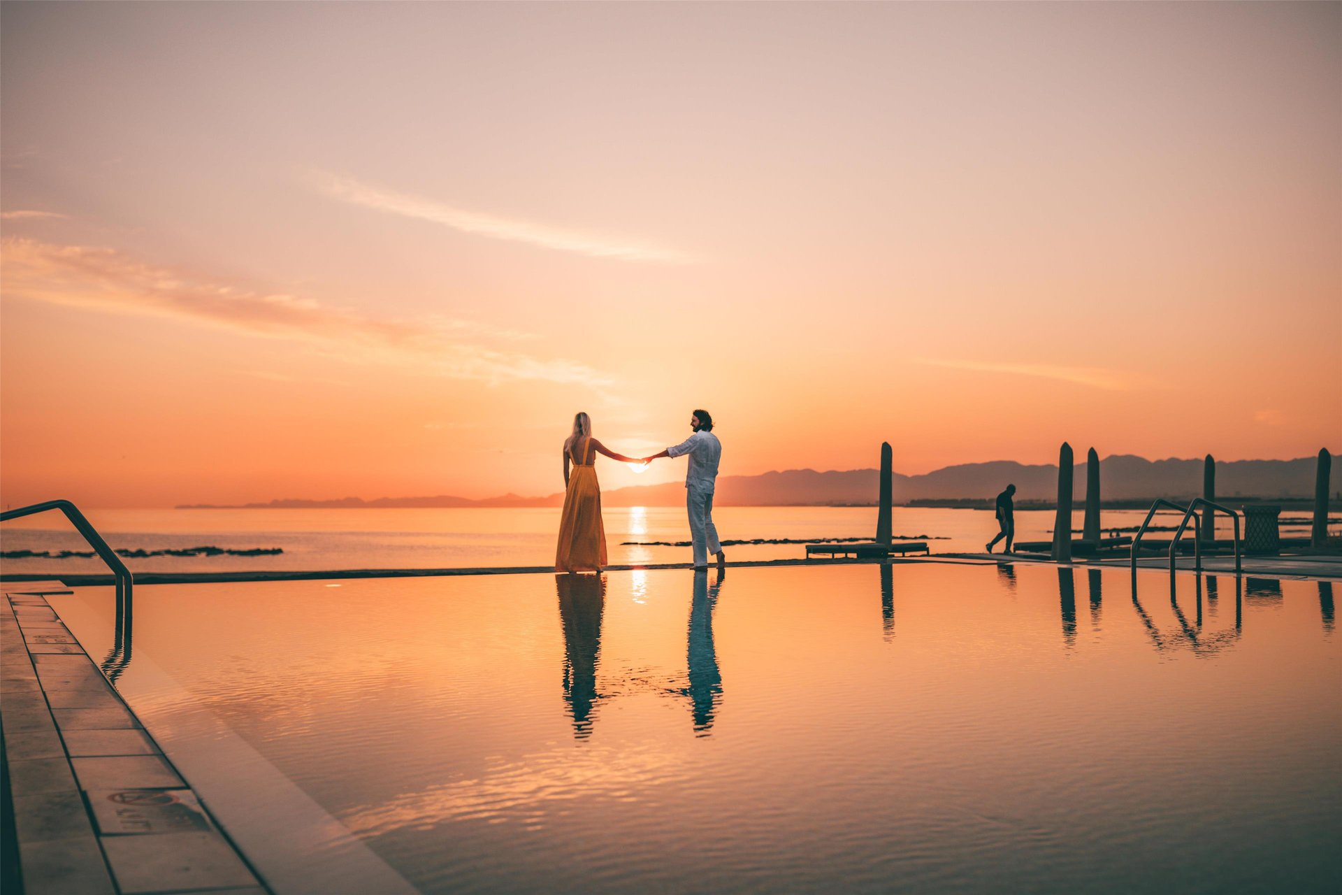 Exclusive Book Direct Benefits