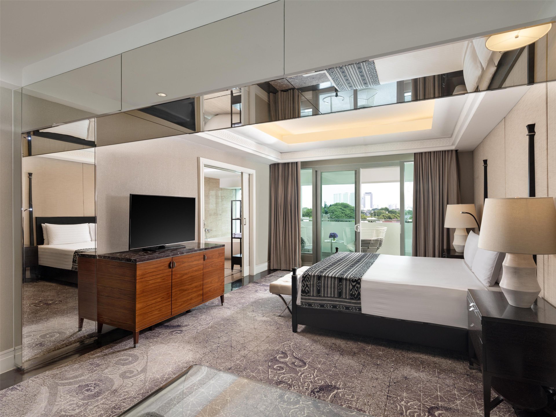 Hotel Indonesia Kempinski Jakarta - Executive Grand Deluxe Balcony