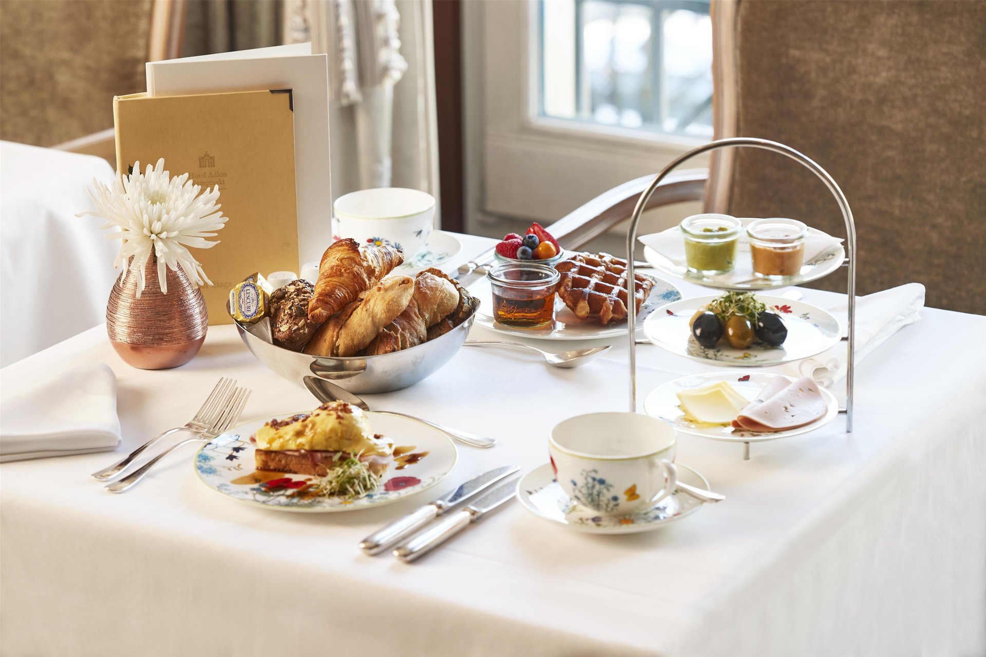 Hotel Adlon Kempinski Berlin - Breakfast Area