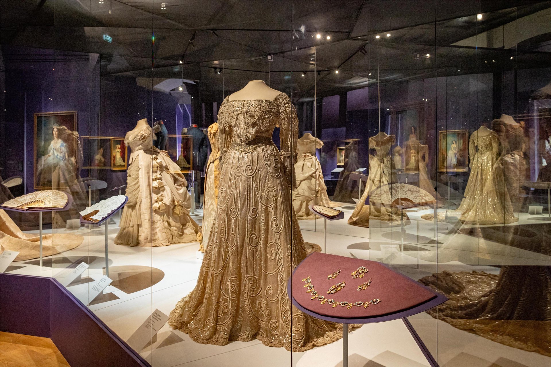 KIMOW_Exhibition_Jewels! The brilliance of the Russian court 1