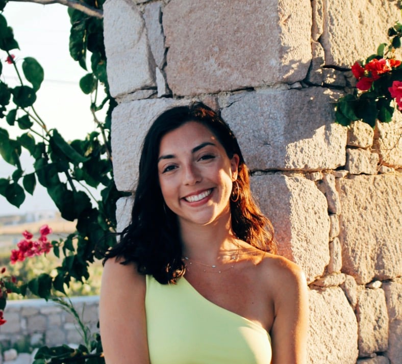 Ariana - Ariana Dickson.jpg