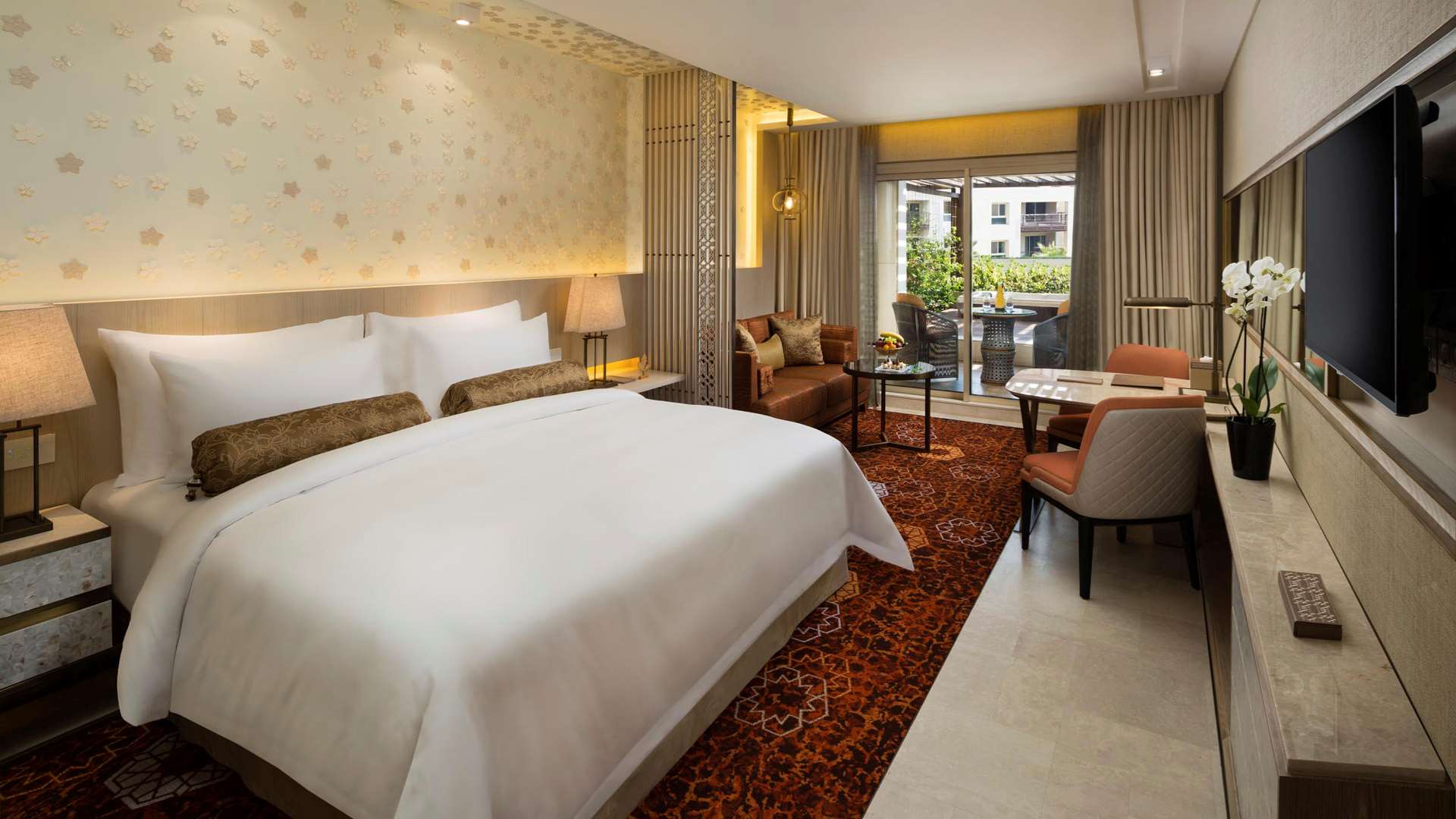 Grand Deluxe Private Jacuzzi Room