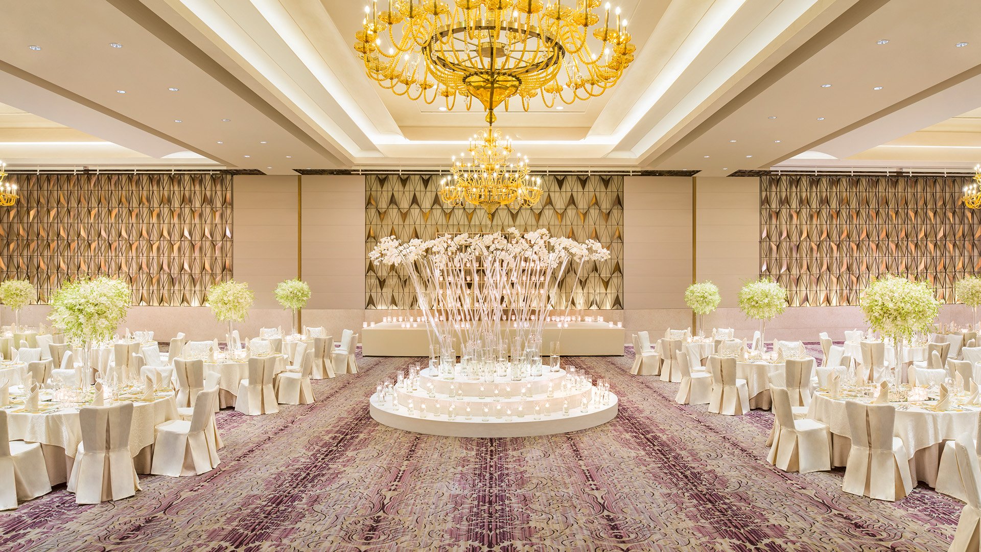 Weddings_Venues_BKK1_ChadraBallroom_1920x1080px.jpg
