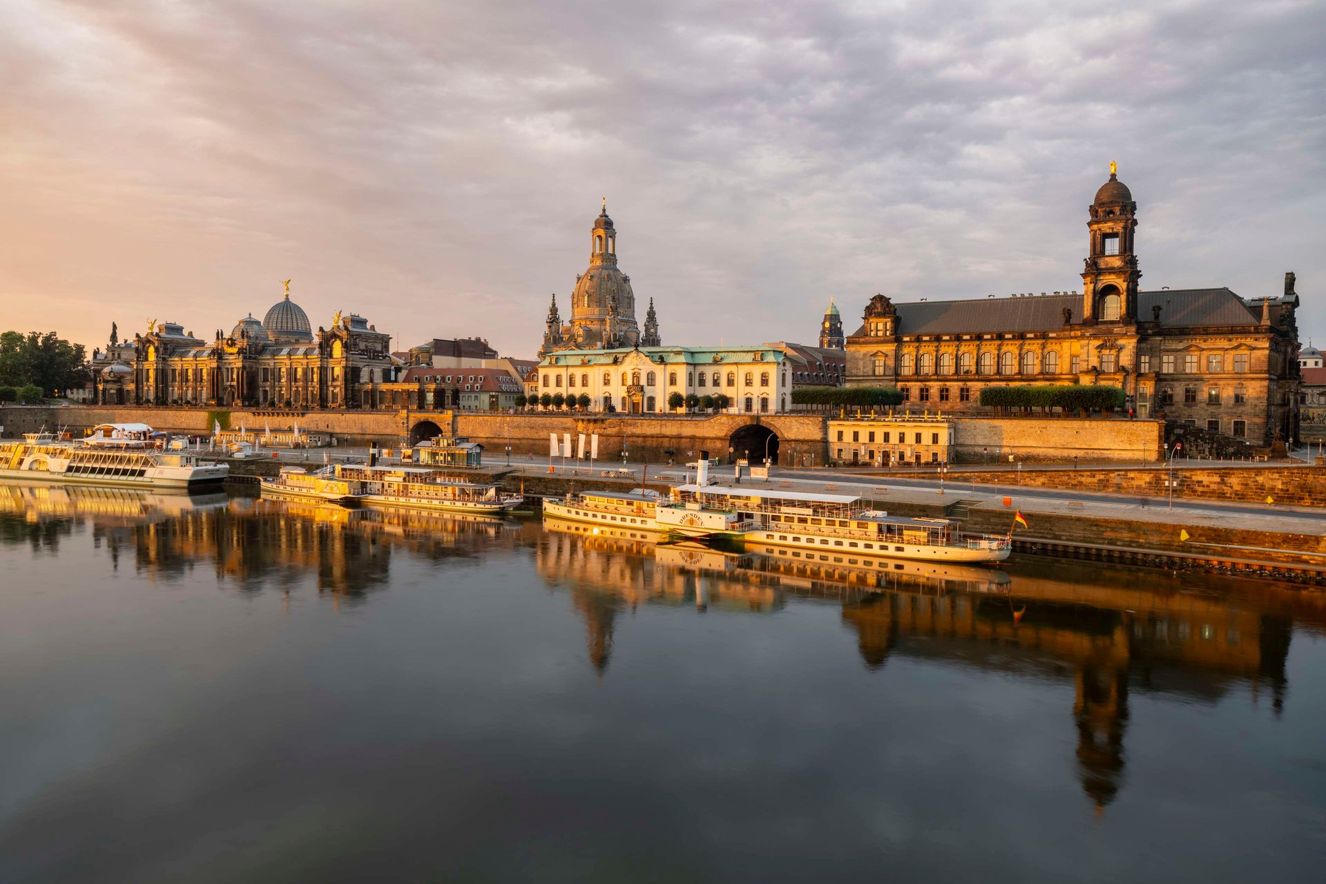 Hotel Taschenbergpalais Kempinski in Dresden und Architektur