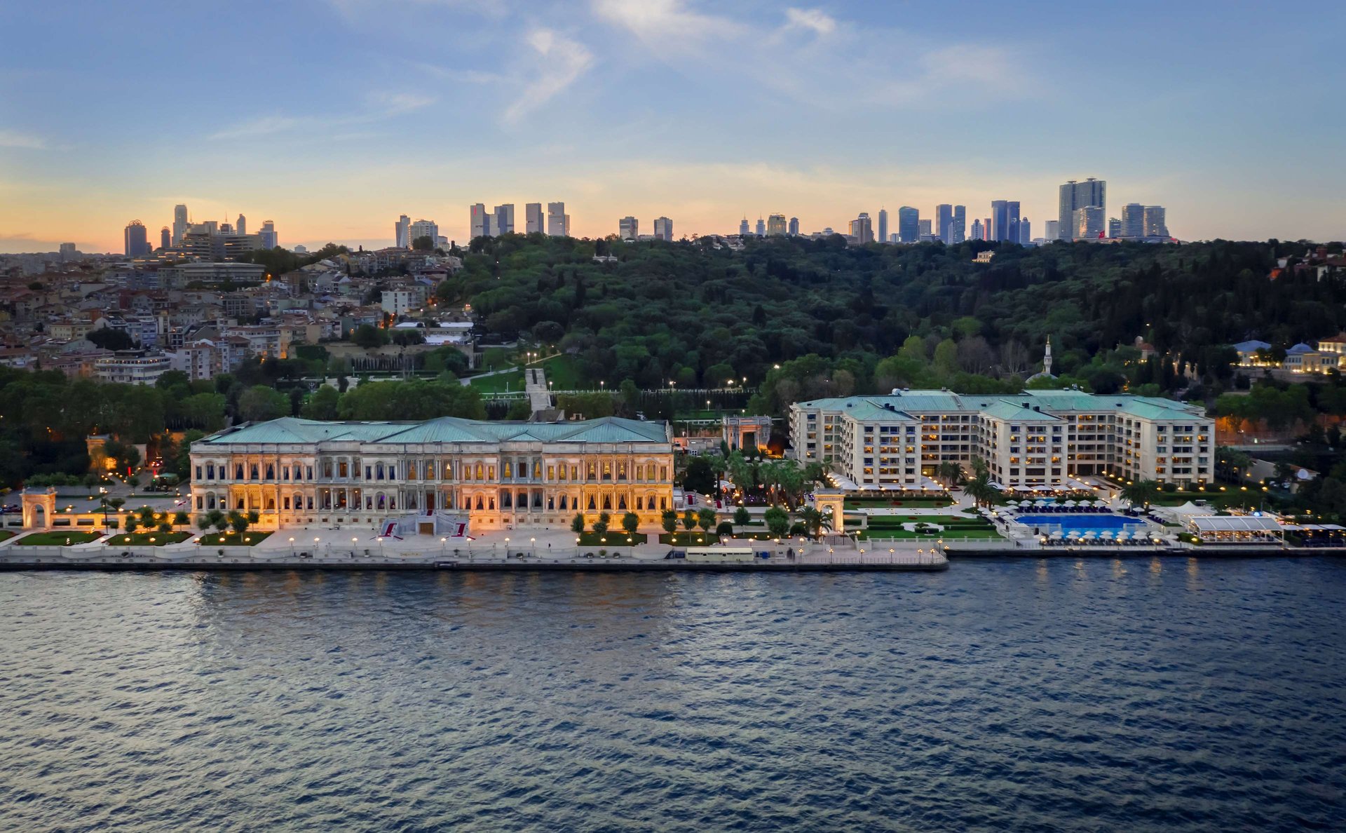 Çırağan Palace Kempinski İstanbul Prestijli Ödüllerle Turizm Alanındaki Mükemmelliğini Bir Kez Daha Tescilledi