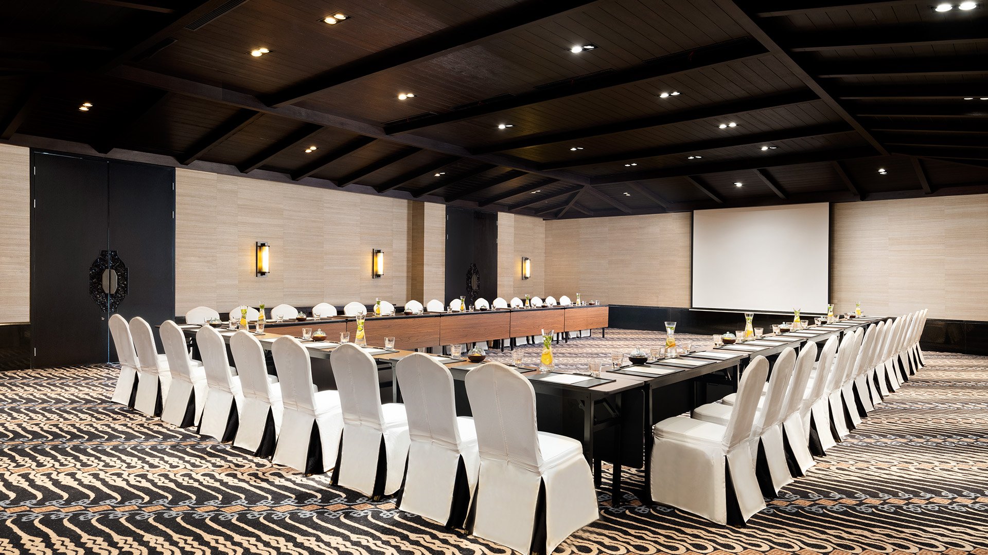 Events_DPS1_MeetingRoom_1920x1080px.jpg