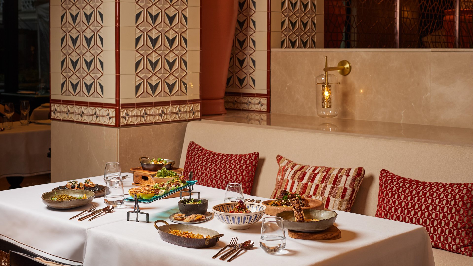 Ciragan Palace Kempinski Istanbul - Ресторан