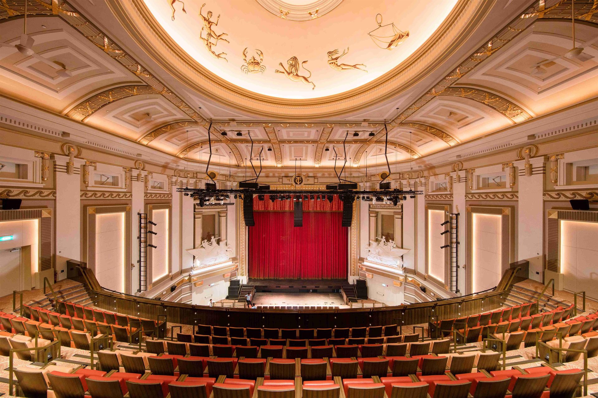 KISIN1 - 2026 - Capitol Theatre - Inside Views