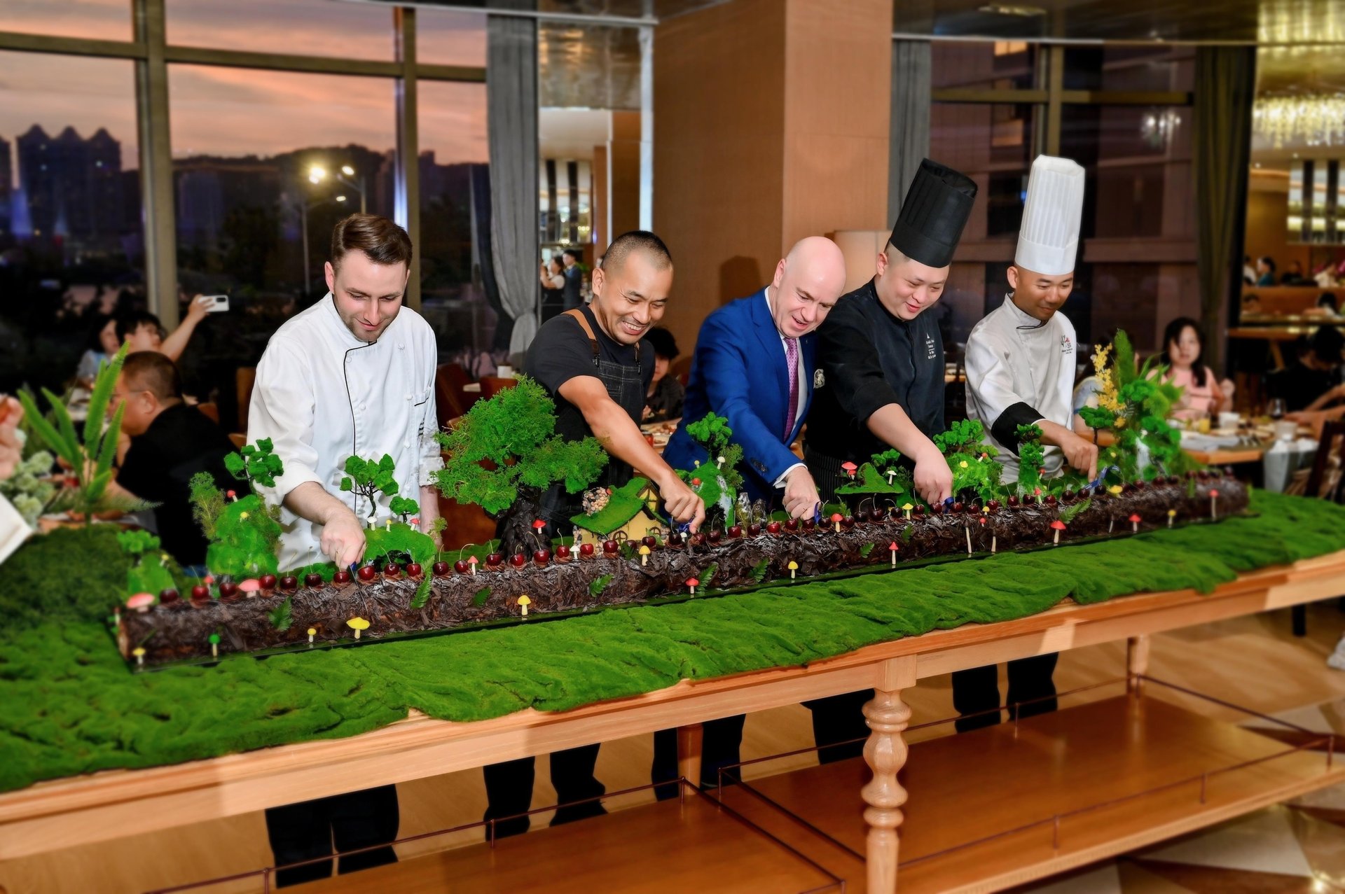 Kempinski Hotel Xiamen Reopens Newly Renovated Kaffee on 2 with Four-Chef Culinary Collaboration