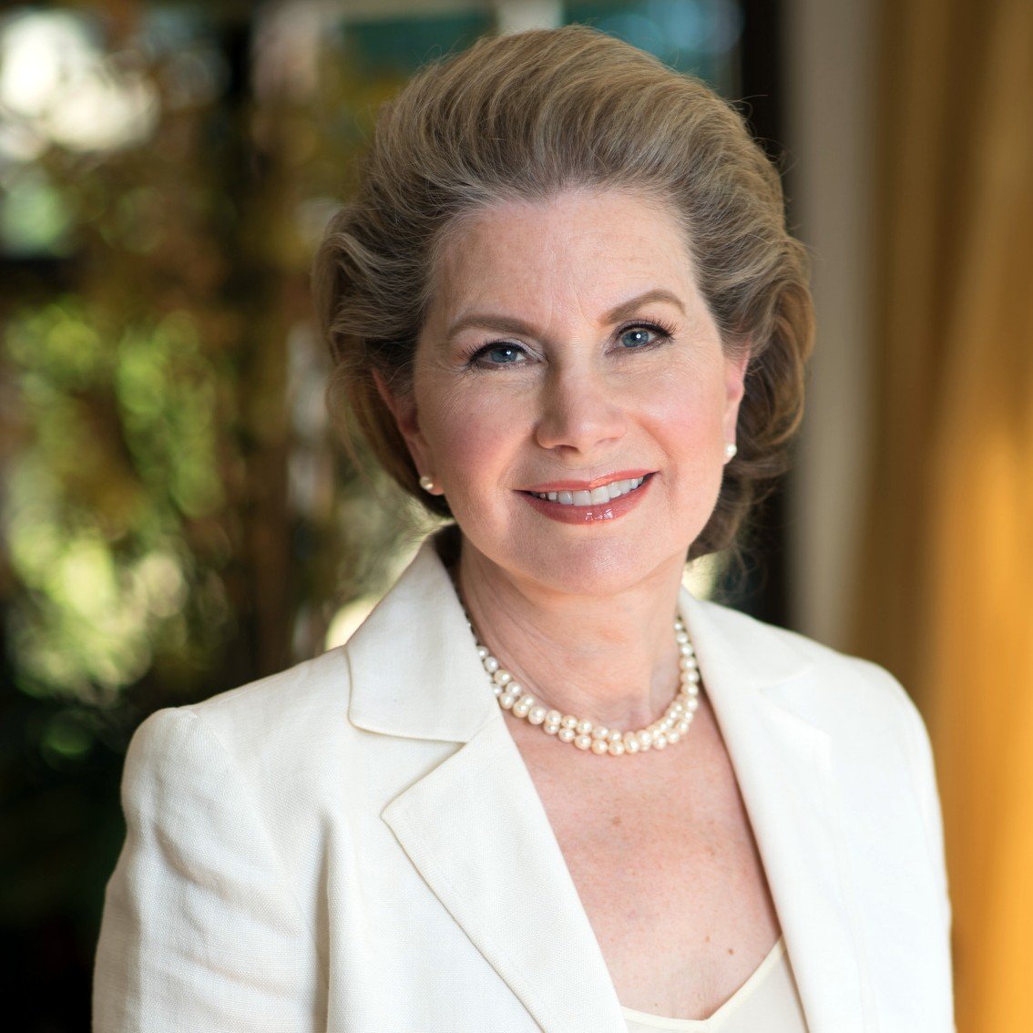 Laurie Jo Miller Farr.jpeg