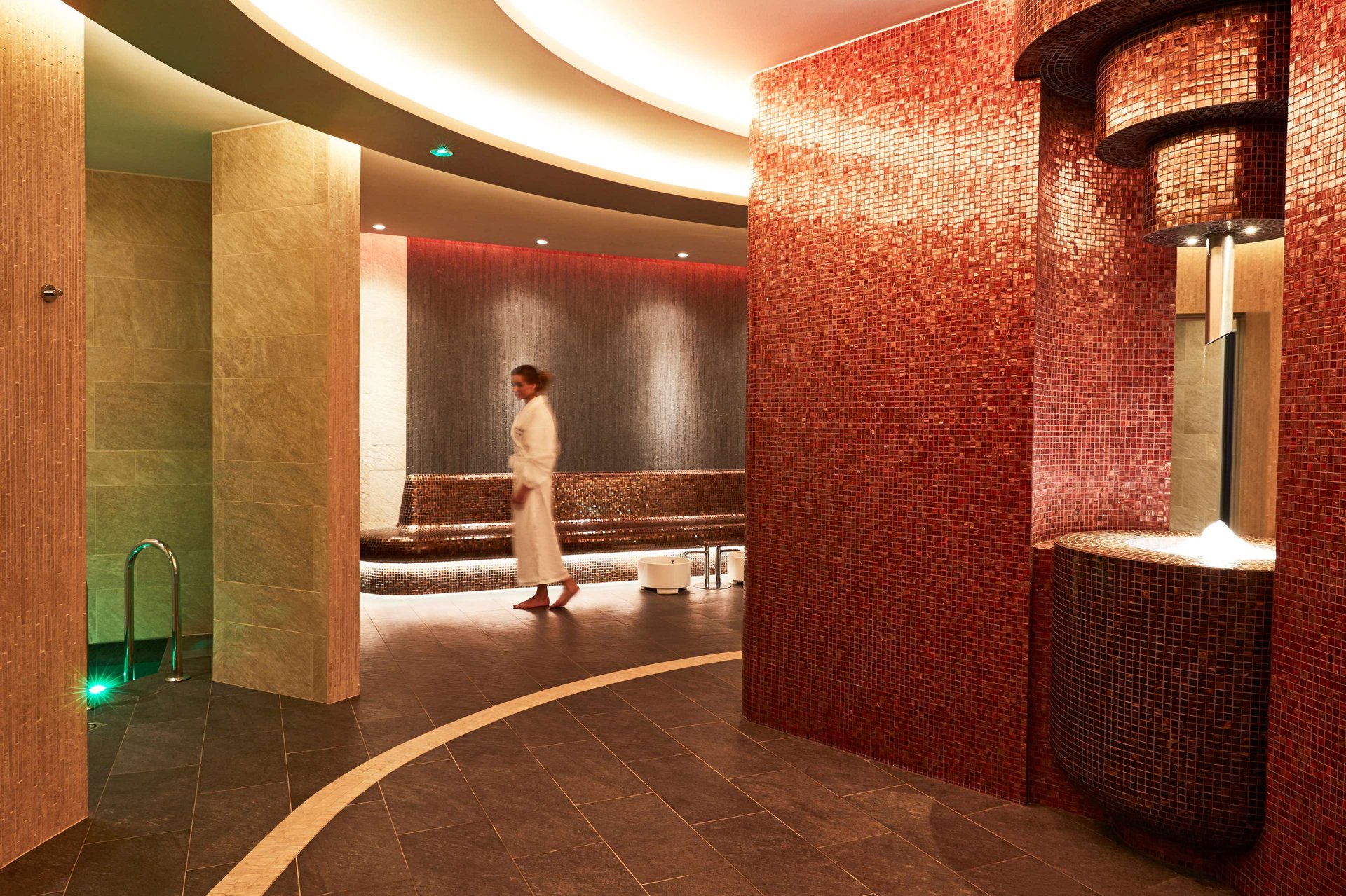 Spa etiķete