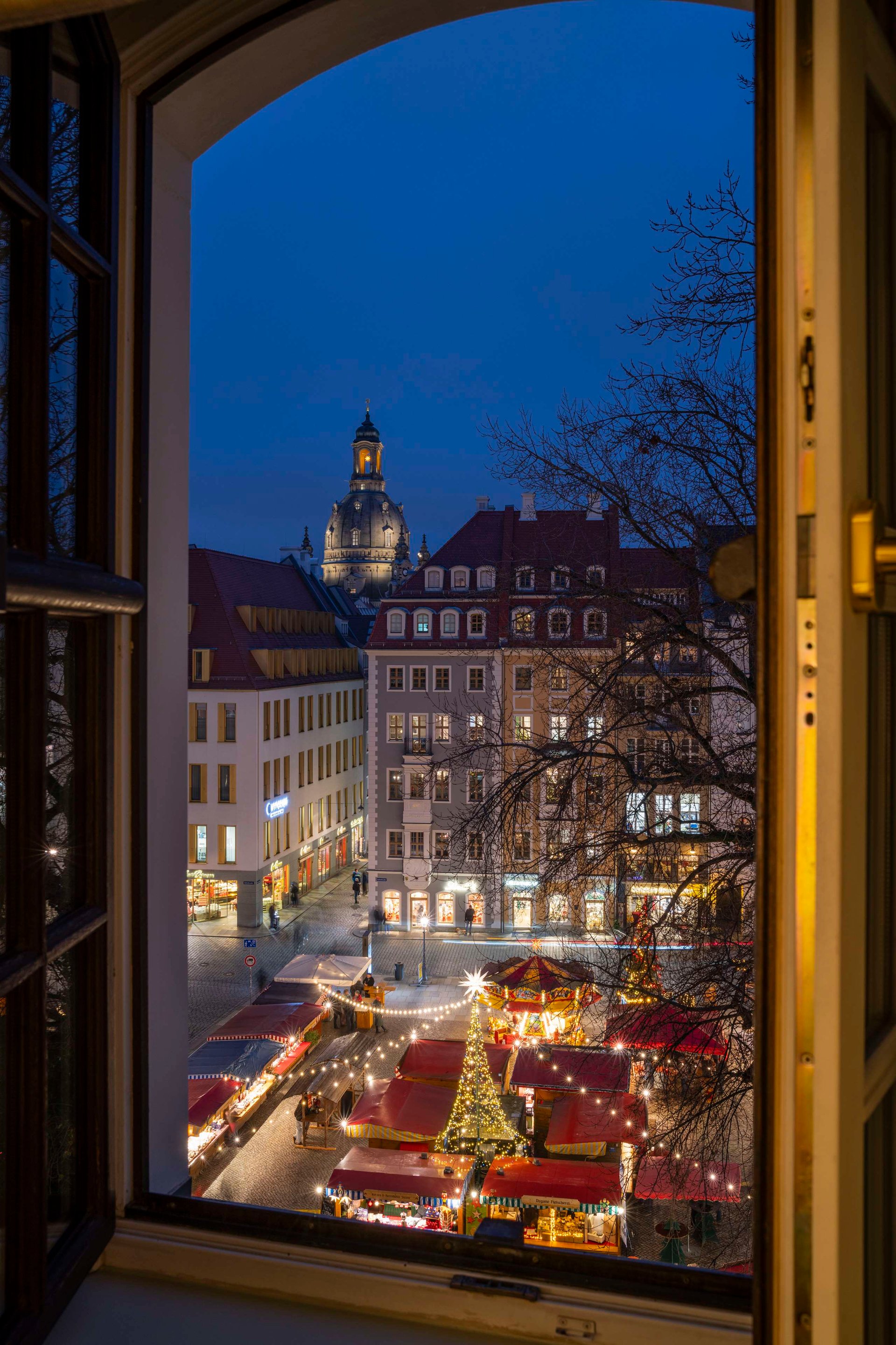Hotel Taschenbergpalais Kempinski Dresden - View from Room