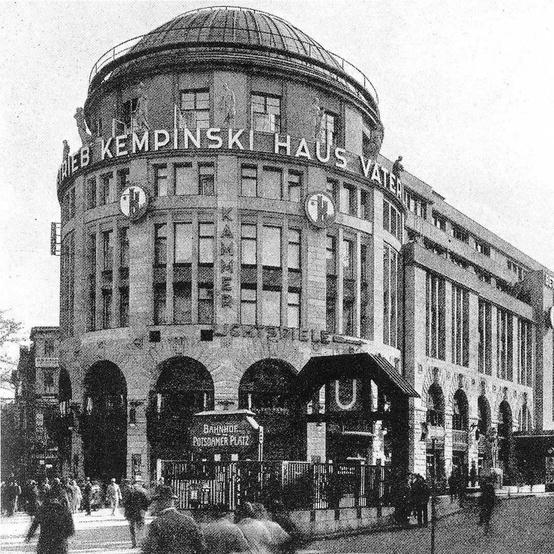 HausVaterland_1927_GS-(1).jpg