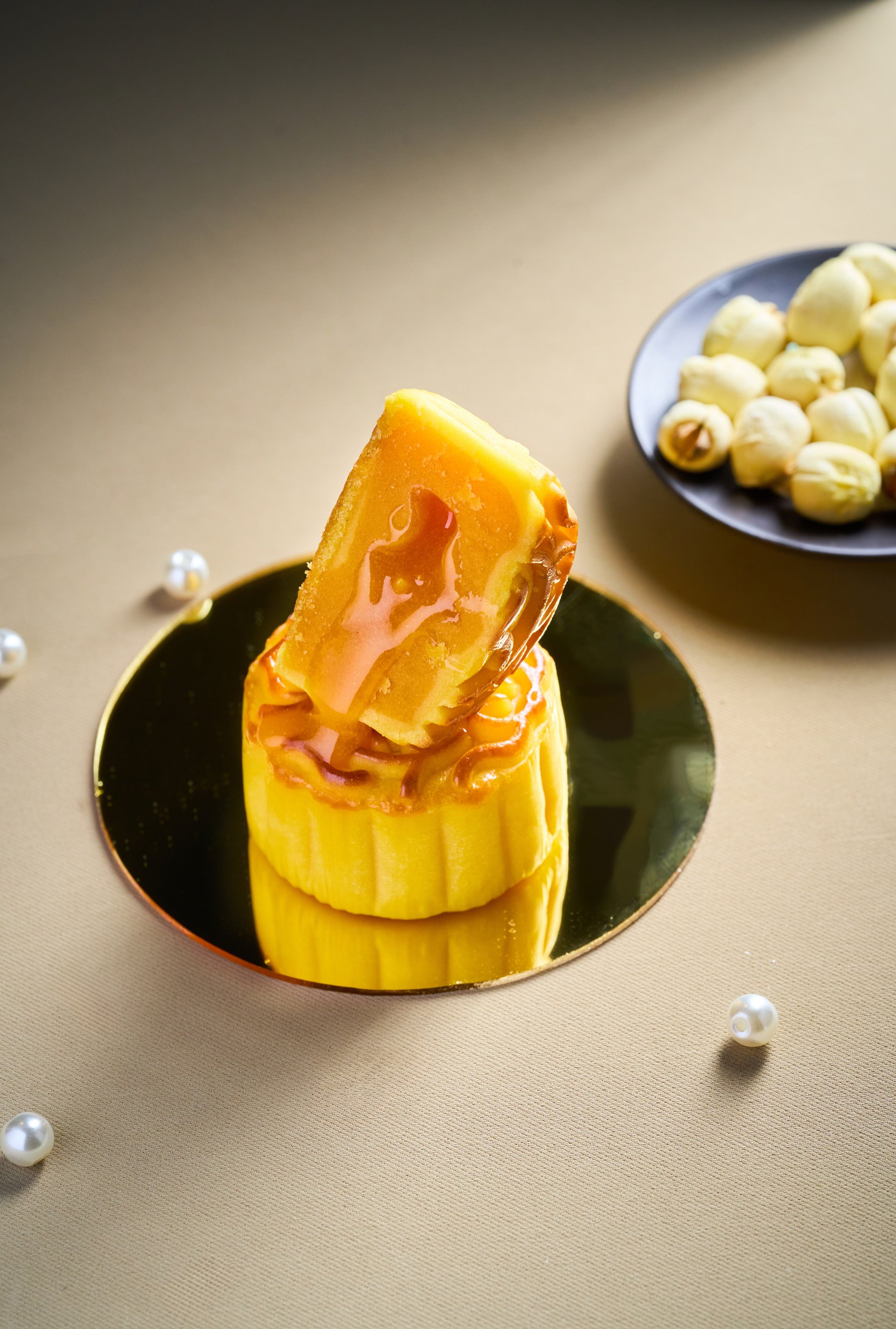 Cream Custard Mooncake.jpg