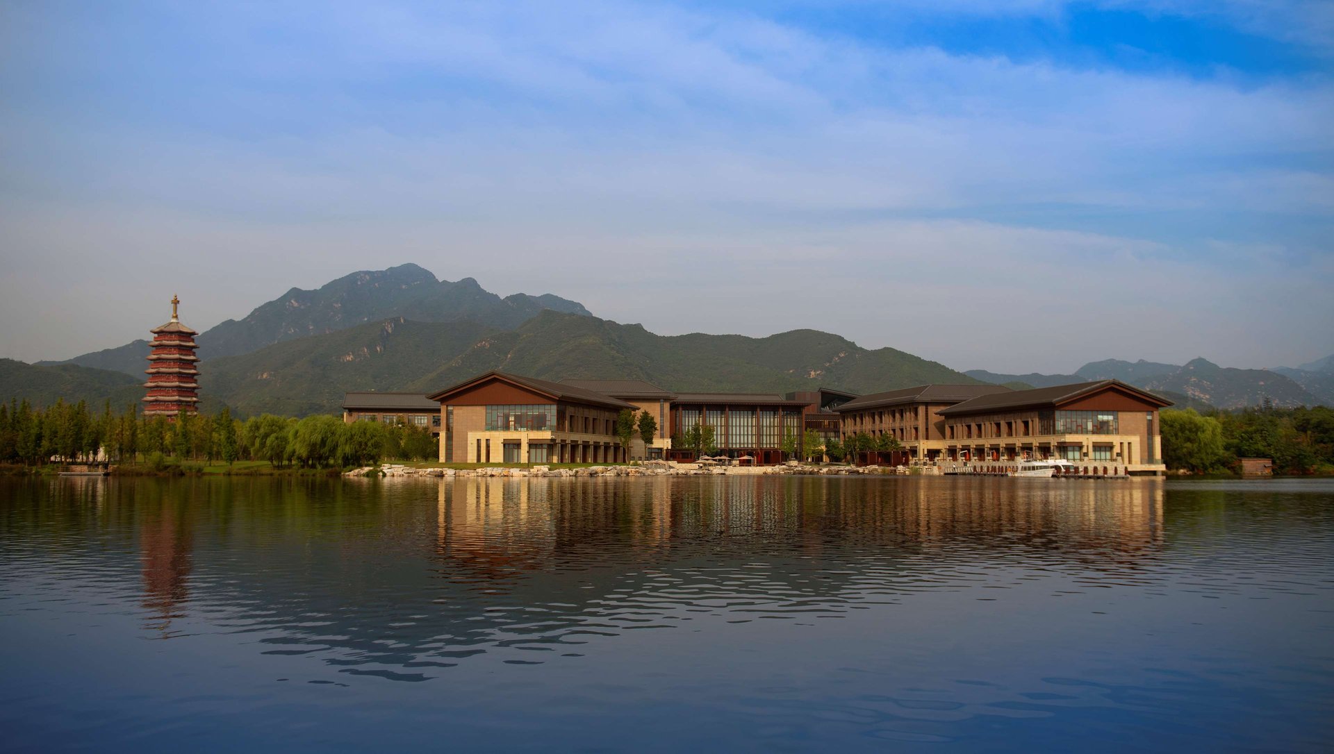 Beijing Yanqi Island Pavilion by Kempinski