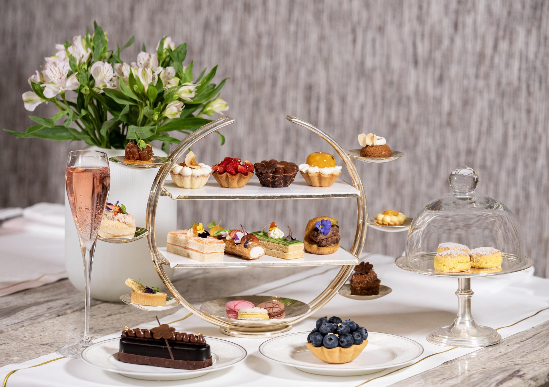 Sparkling Afternoon Tea | Aspen Café | Kempinski Hotel Mall of the ...