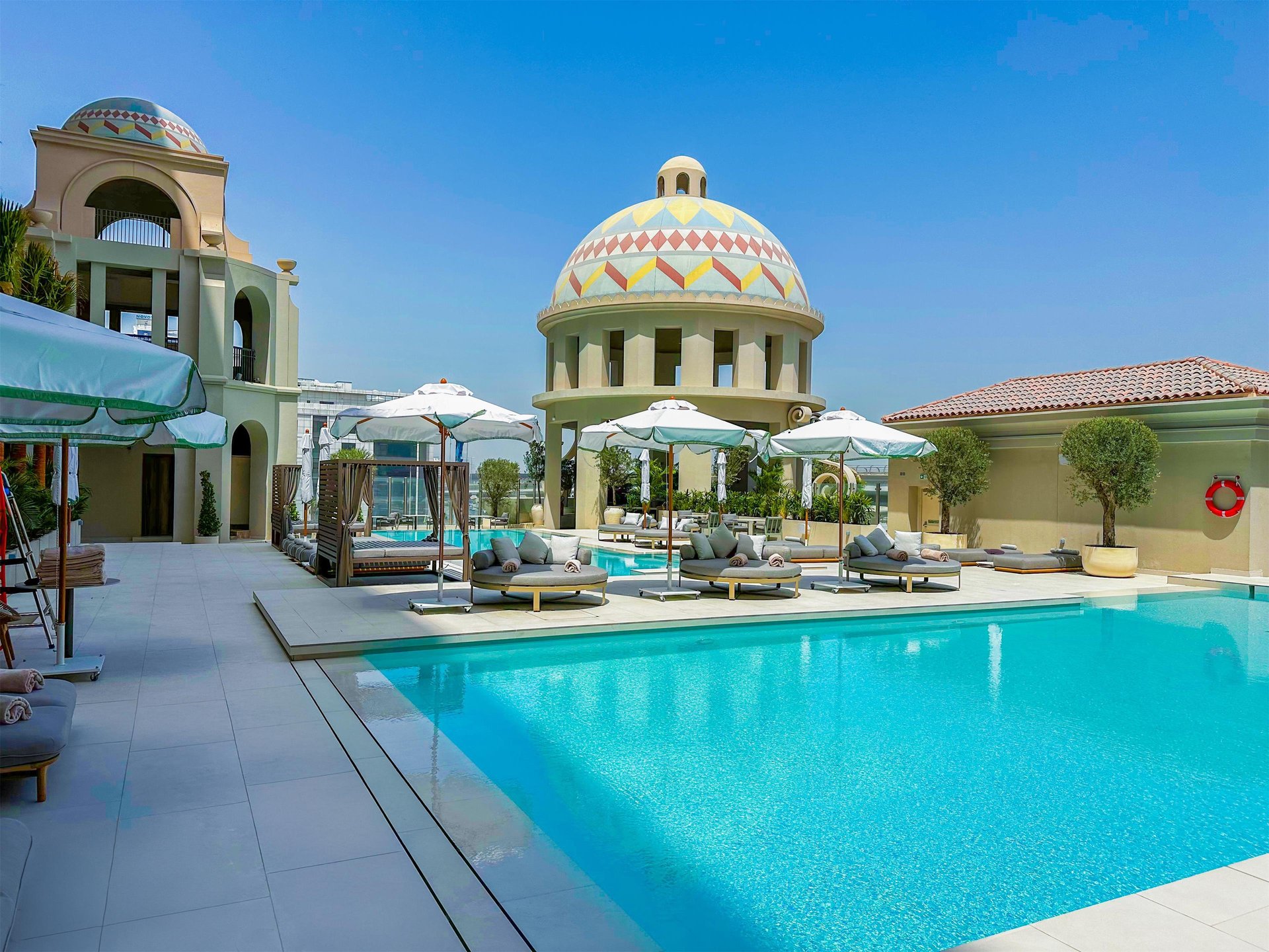 Kempinski Hotel Mall of the Emirates Dubai - Pool view