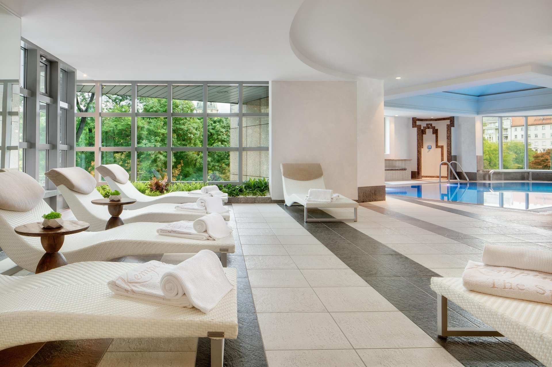 Kempinski Hotel Corvinus Budapest - Pool