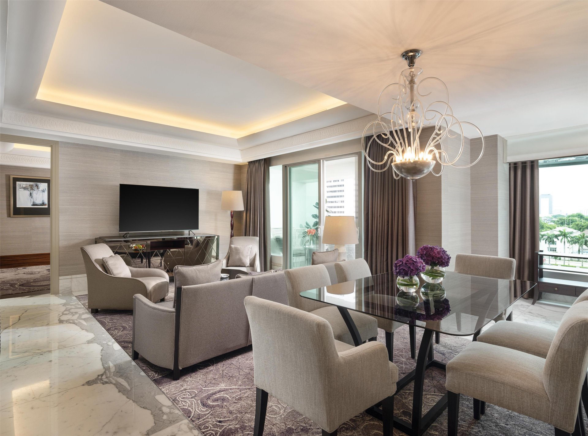 Diplomatic Suite - Living Room Balcony