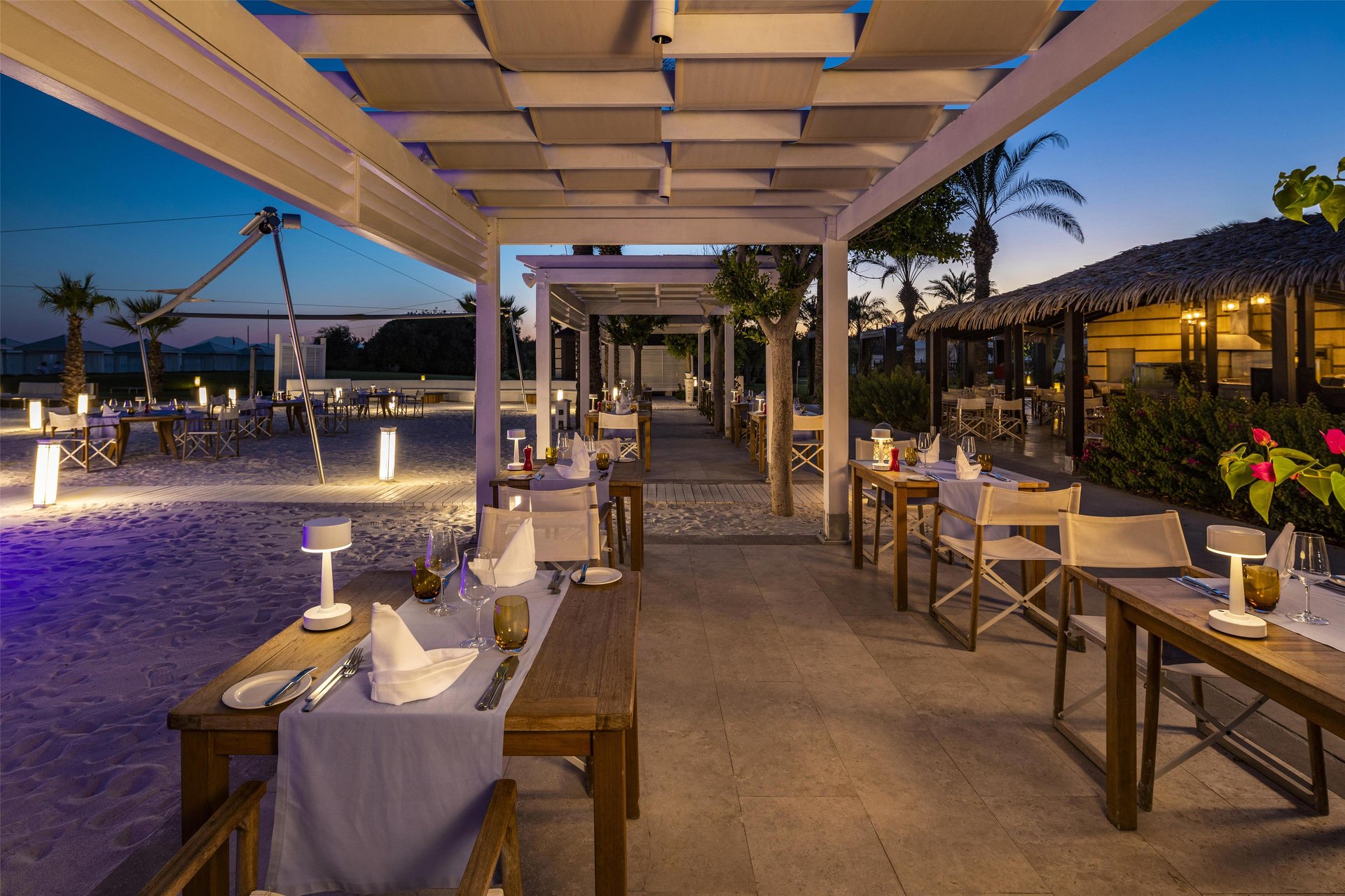 Kempinski Hotel The Dome Belek Turkey - BarLounge