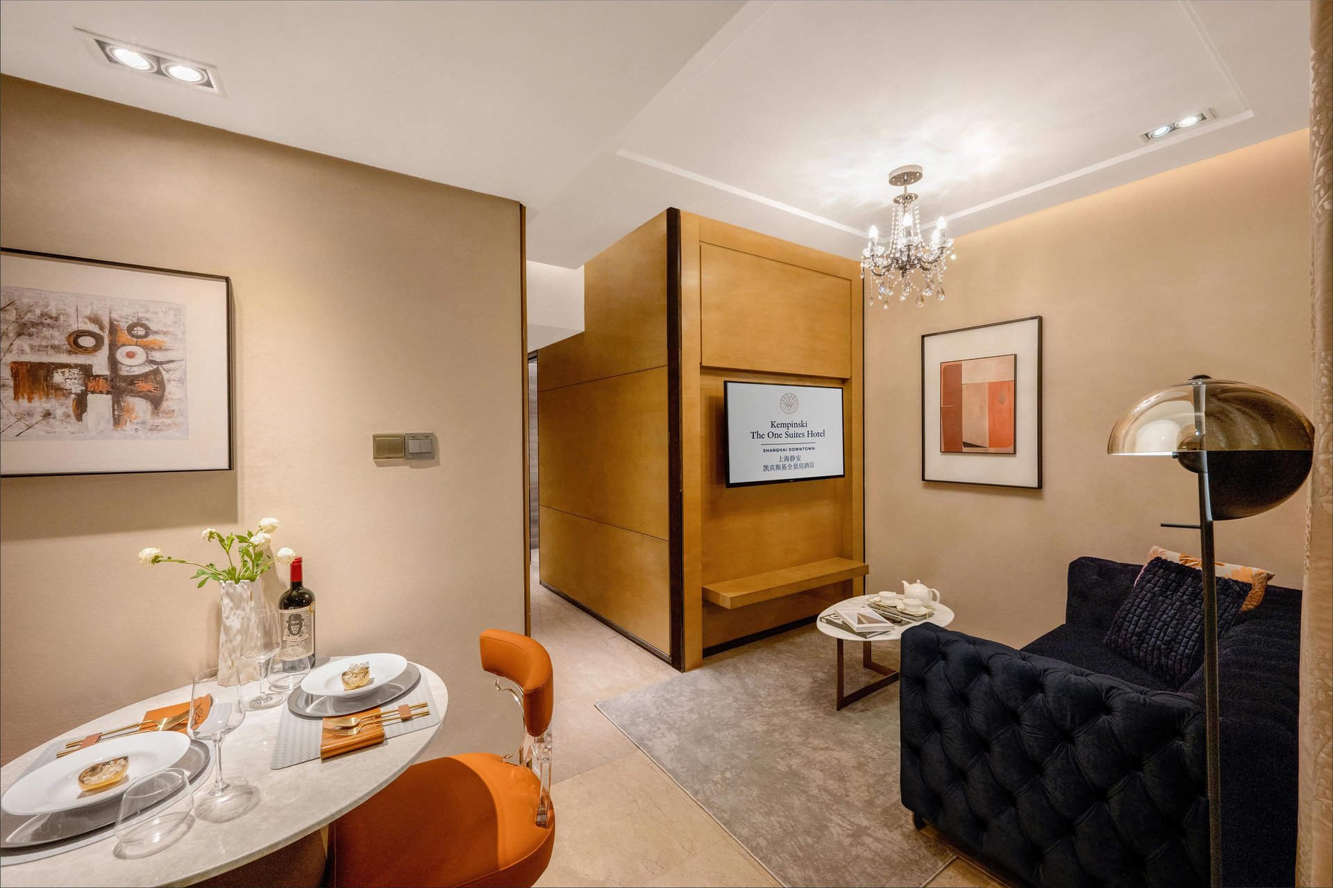 The One Executive Suites managed by Kempinski - Shanghai - In Room Living Area