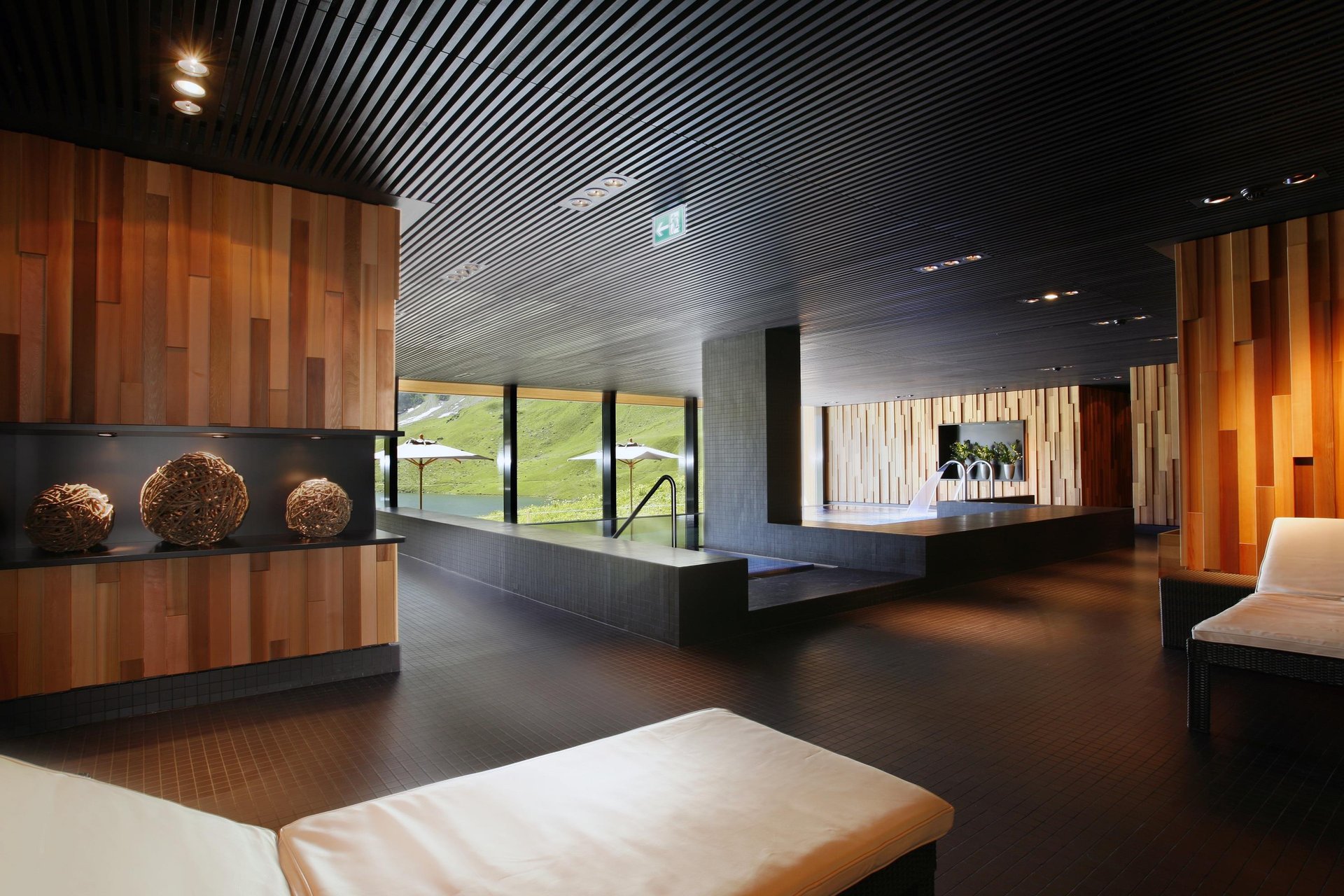Frutt Lodge - Pool - indoor