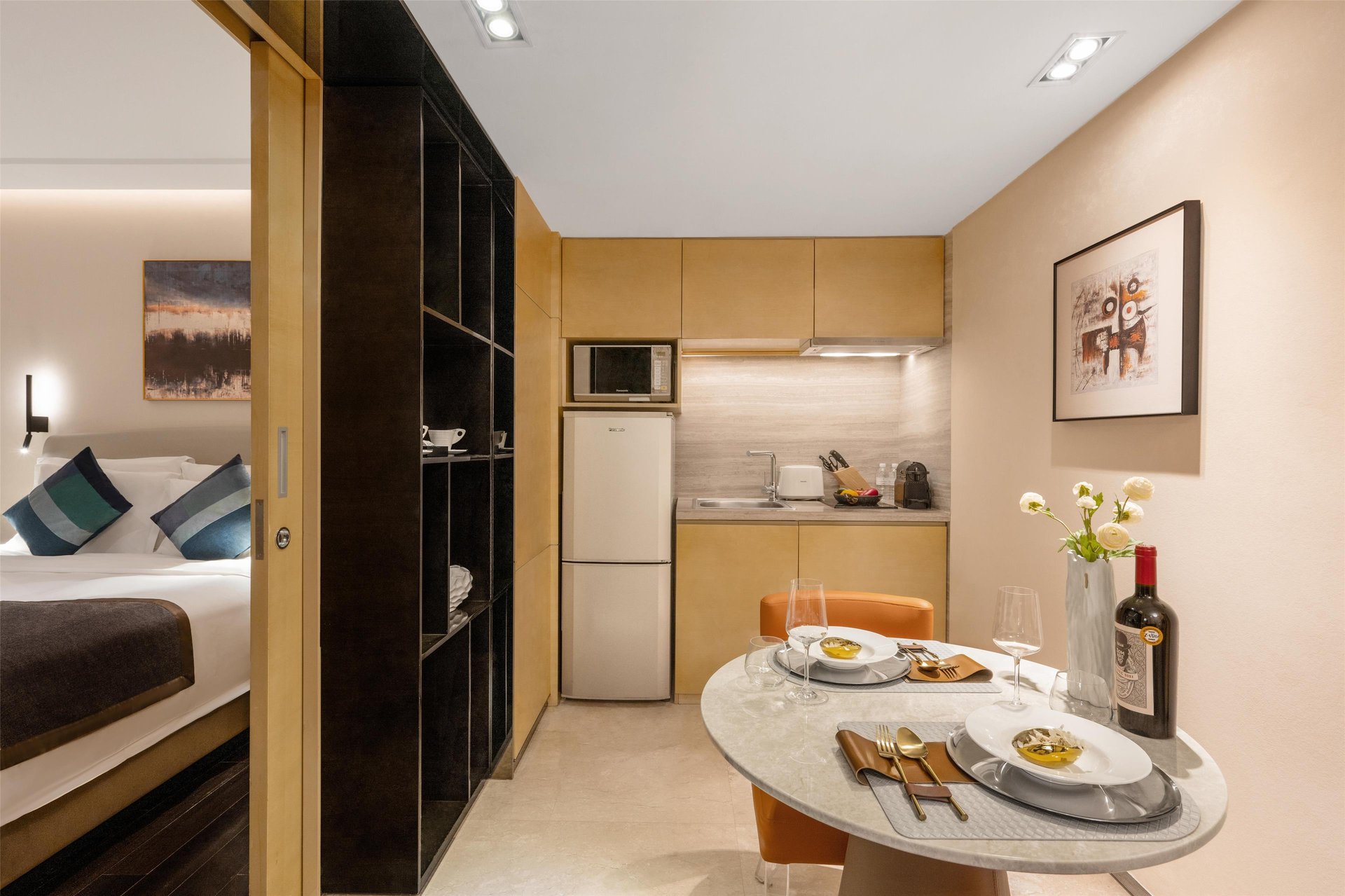 The One Executive Suites managed by Kempinski - Shanghai - In Room Kitchen