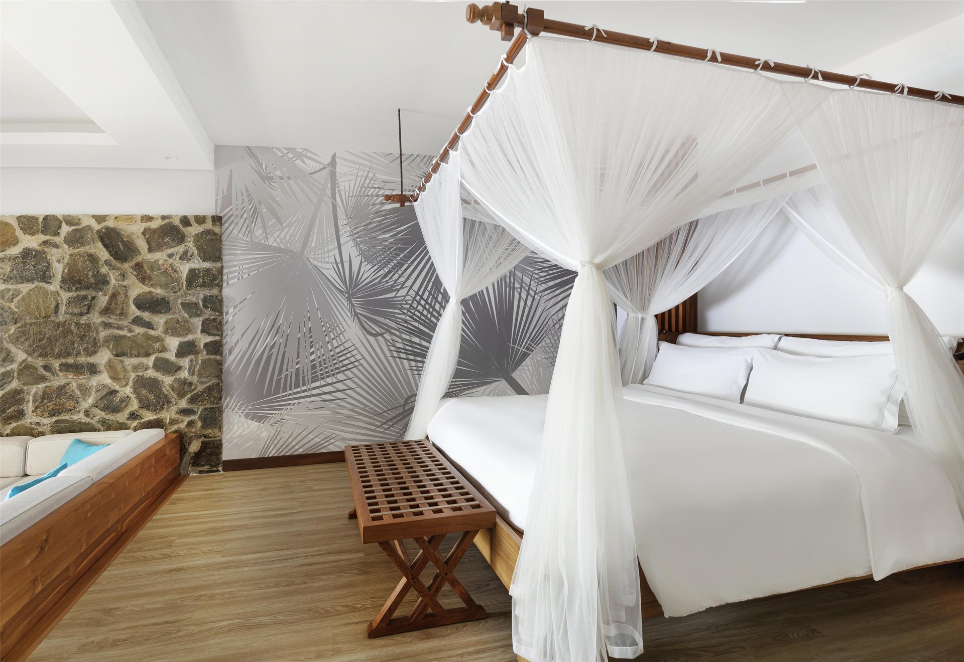 Rooms - Suites - Accommodation - Seaview