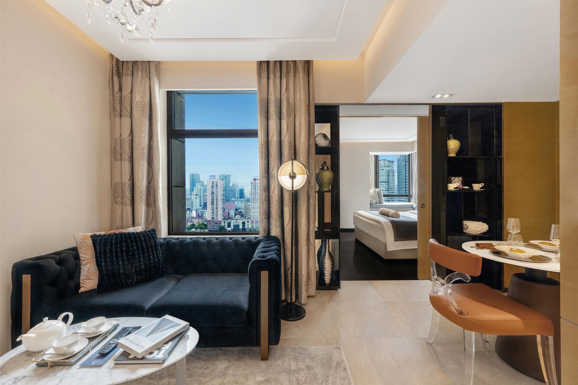 The One Executive Suites managed by Kempinski - Shanghai - In Room Living Area