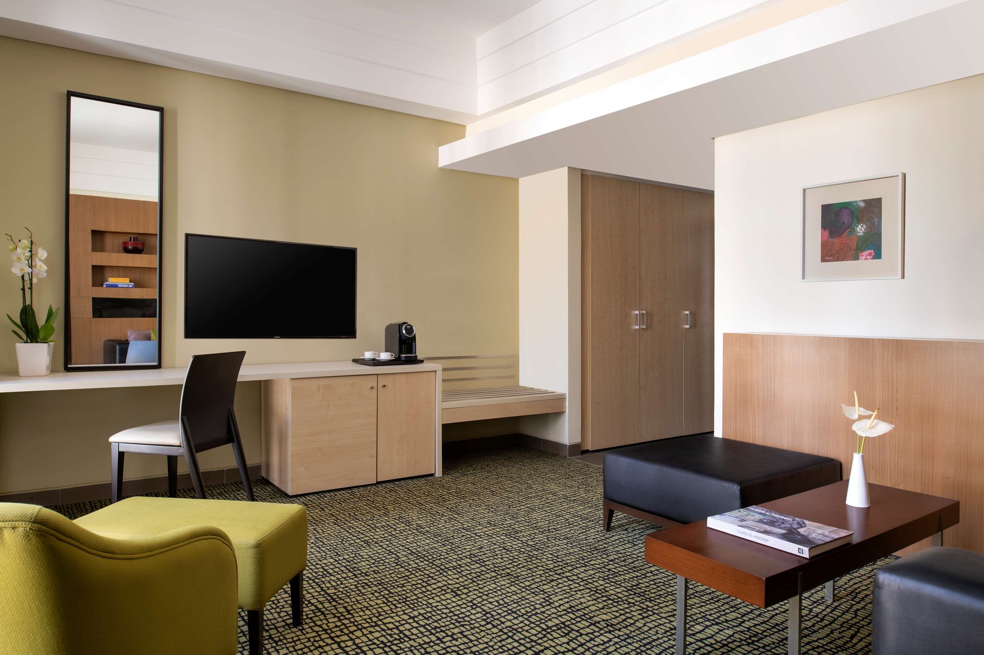 Deluxe Suite