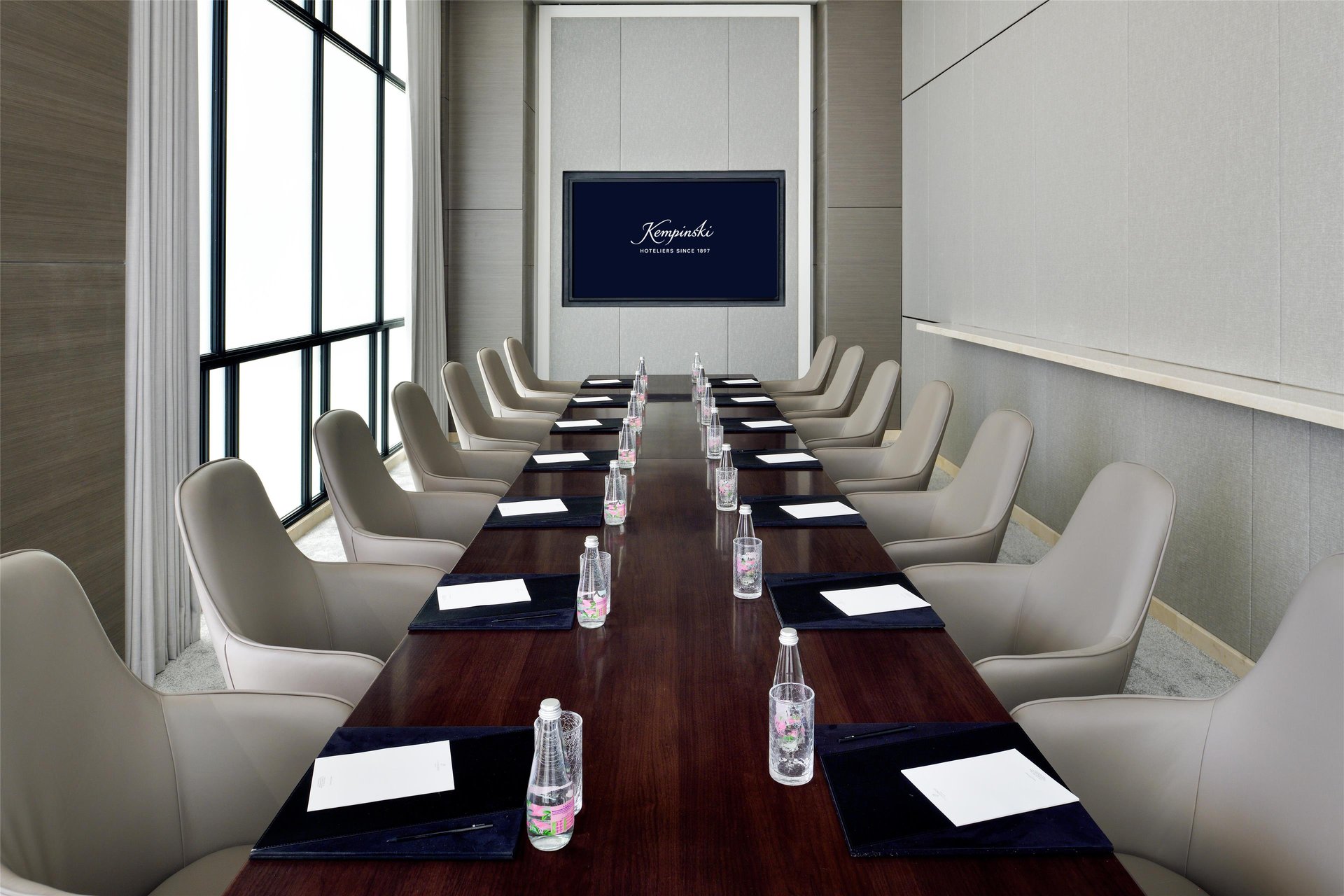 Kempinski Central Avenue Dubai - Meeting room