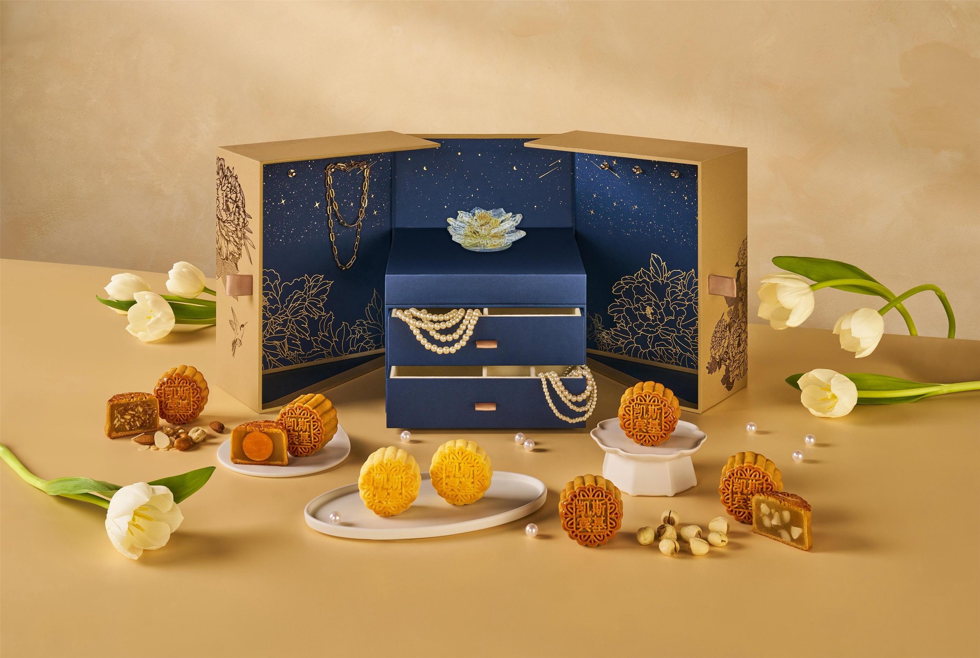KISIN1 - 2025 - Mooncakes