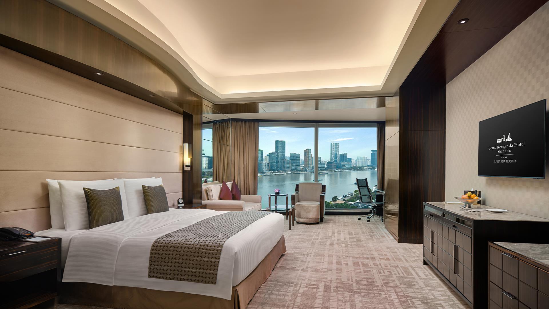 Grand Bund View Room