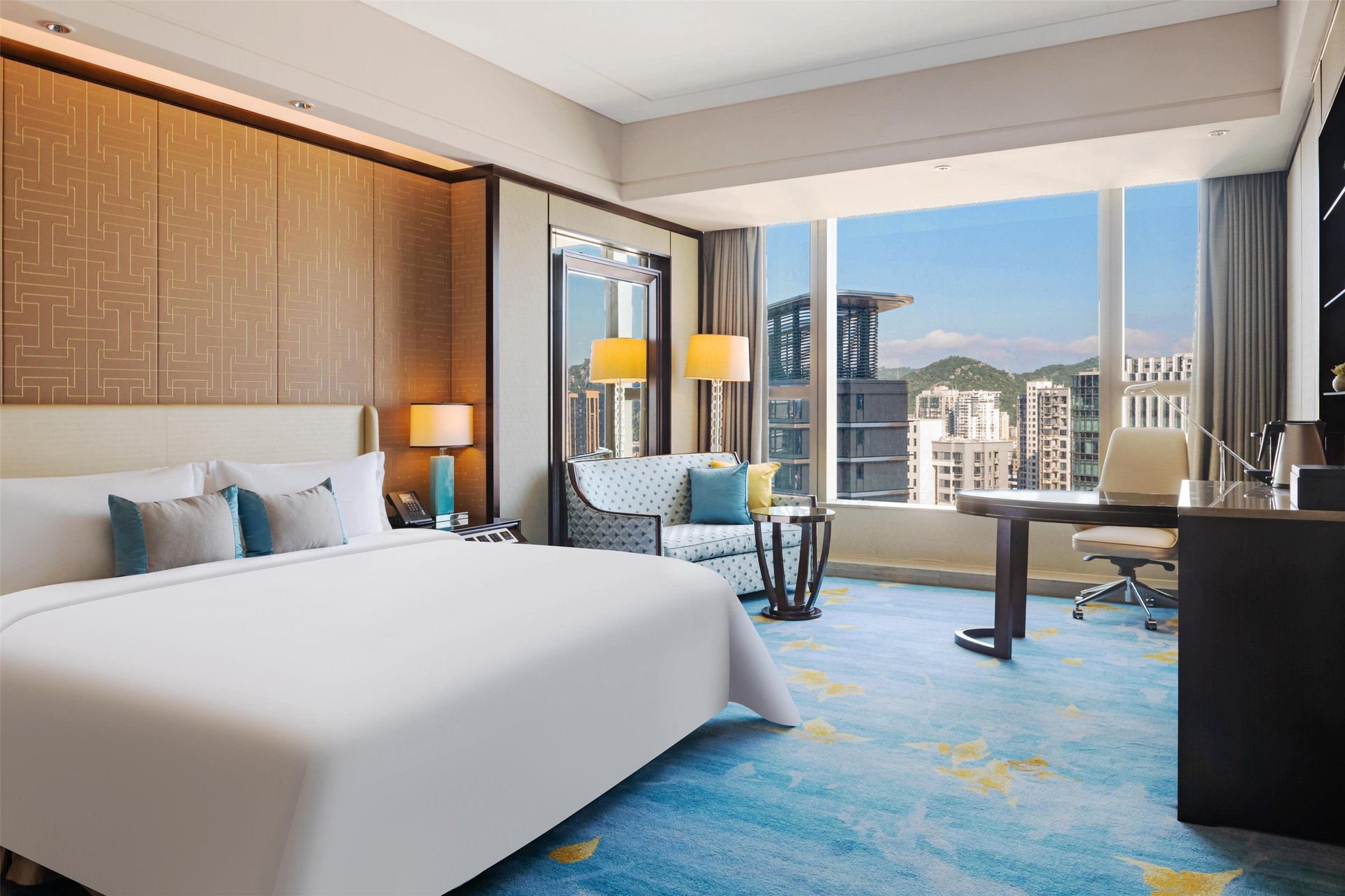 Executive City View Room