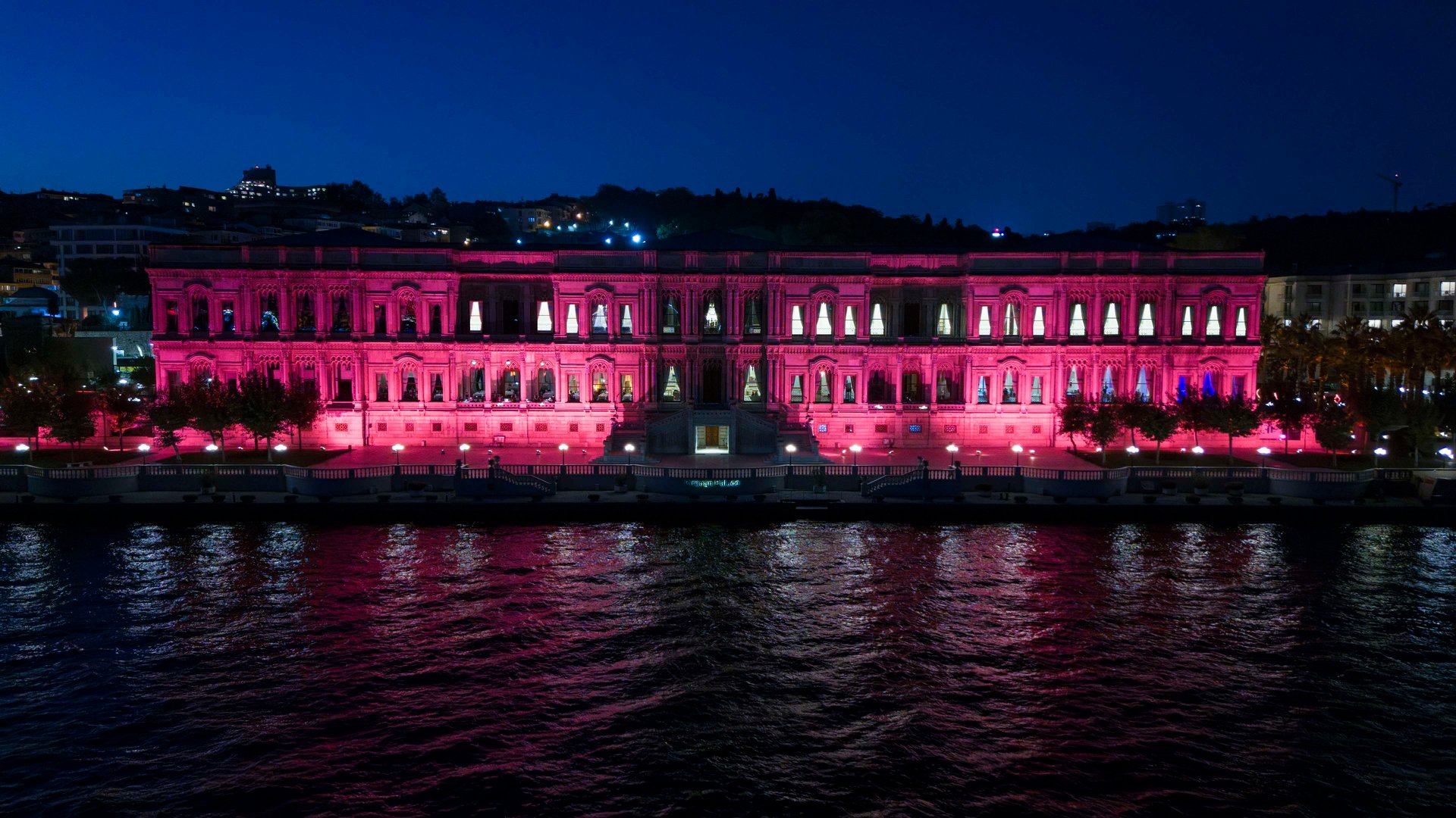 Çırağan Palace & MEMEDER: 11 Years of Breast Cancer Awareness