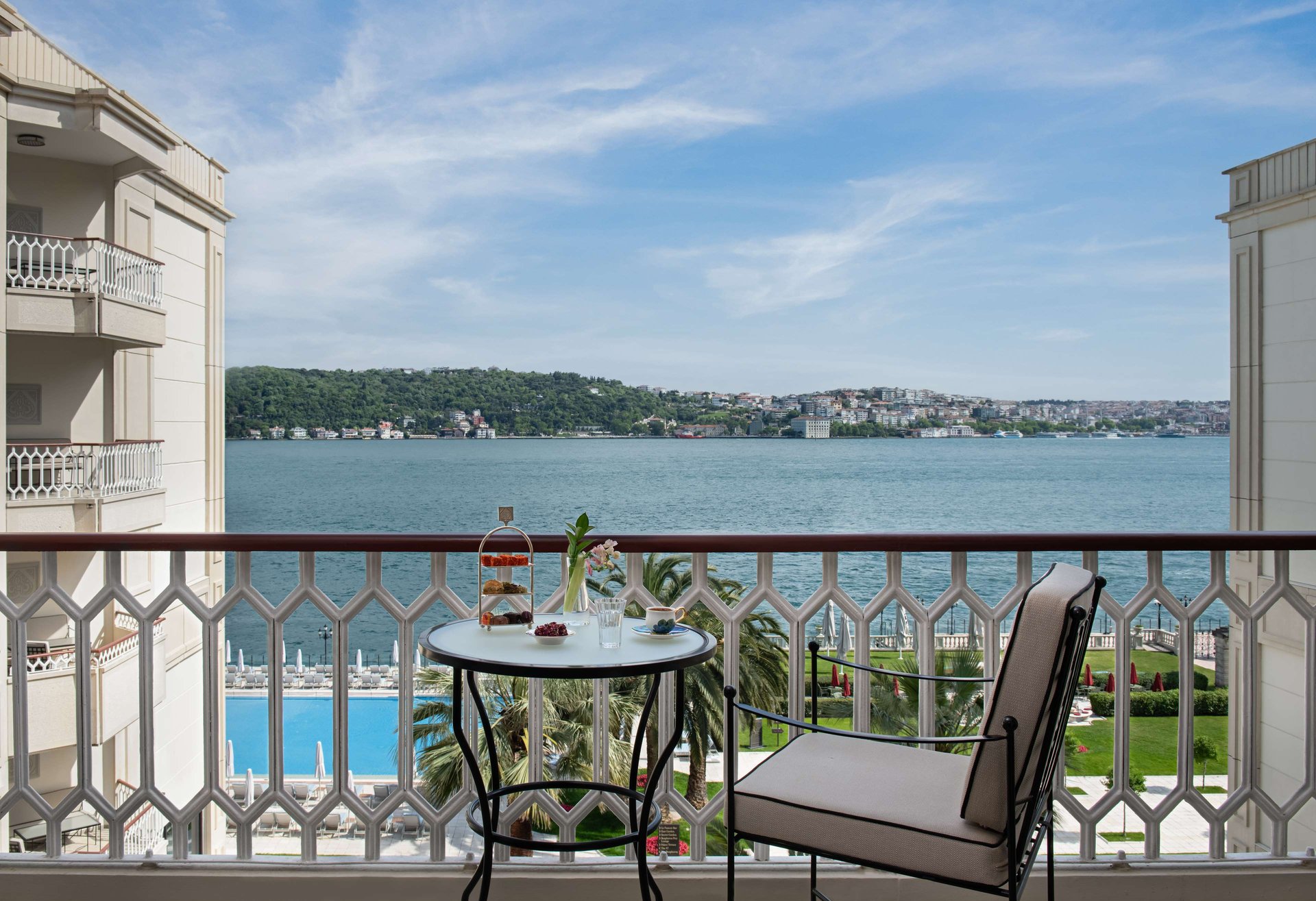 Ciragan Palace Kempinski Istanbul - Guest room