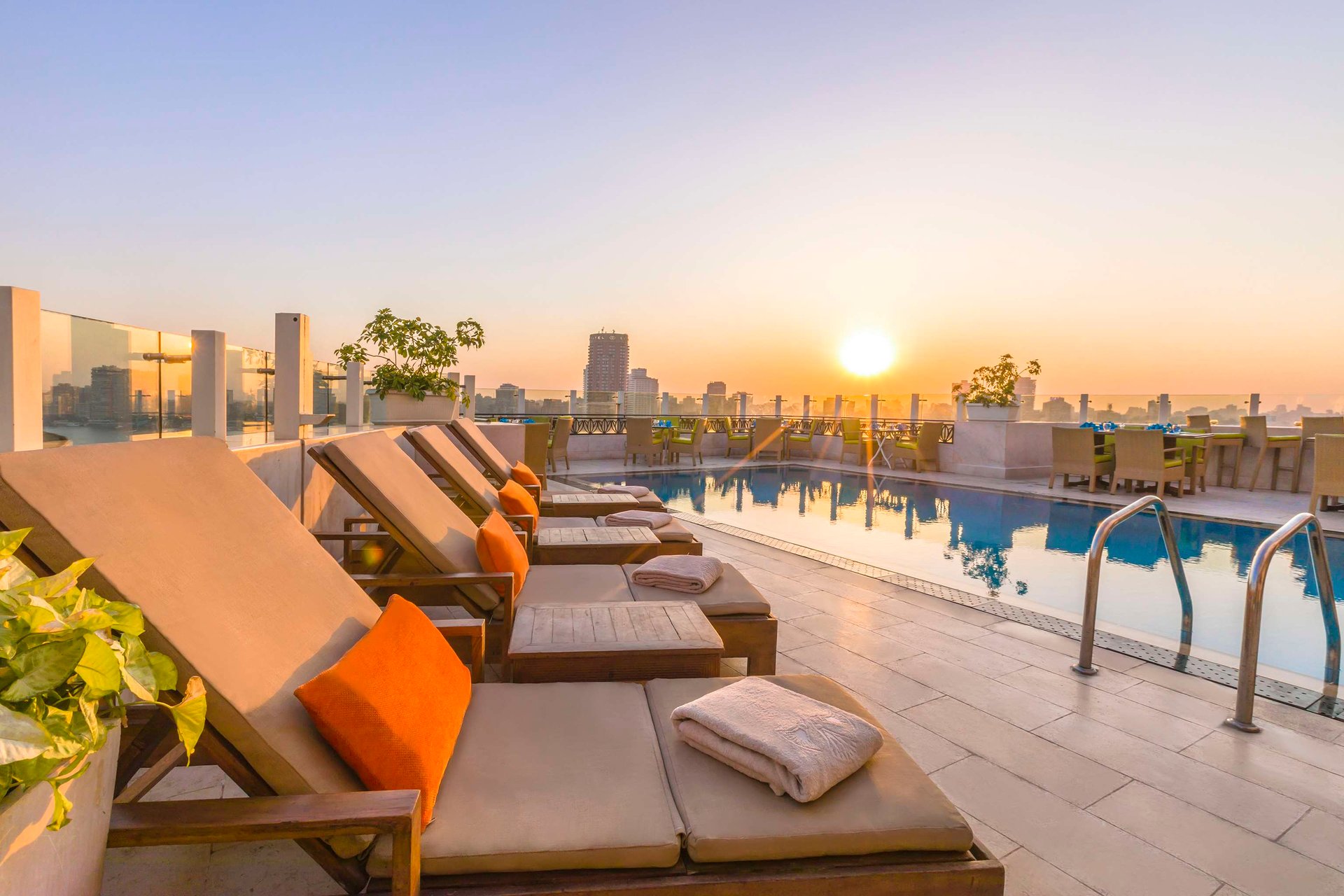 Egyptian & Residents Offer