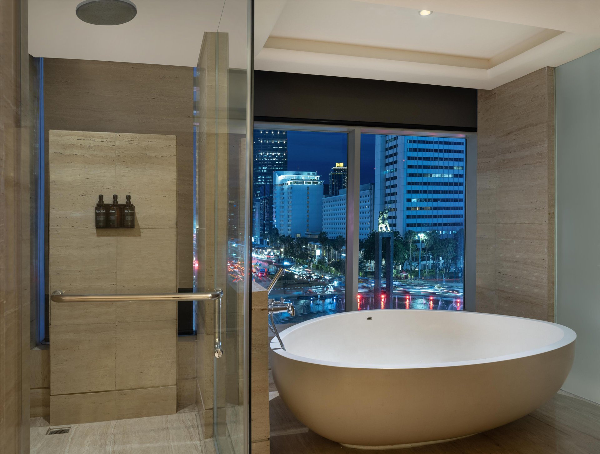 Grand Deluxe King Corner - Bathroom