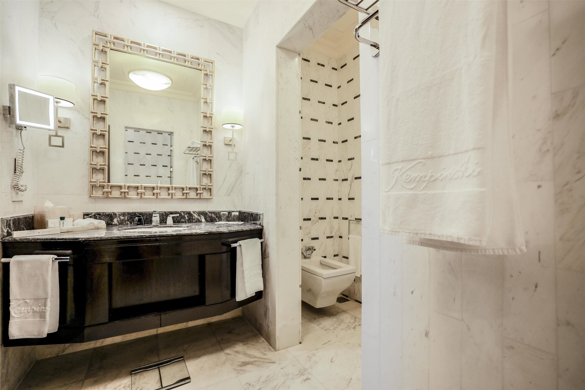 Kempinski Hotel Al Othman-Al Khobar, Saudi Arabia - Guest room bath