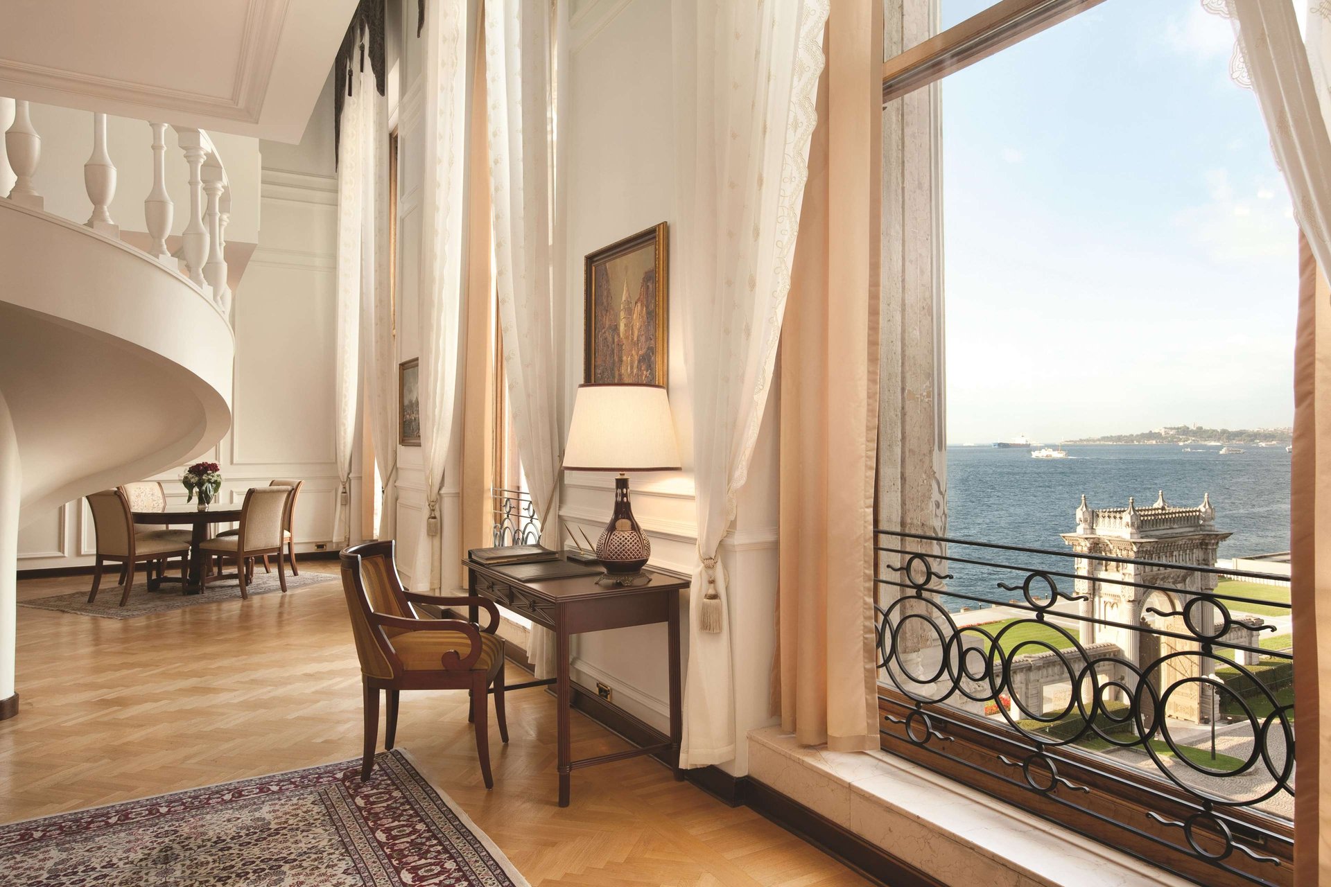 Valide Sultan Suite