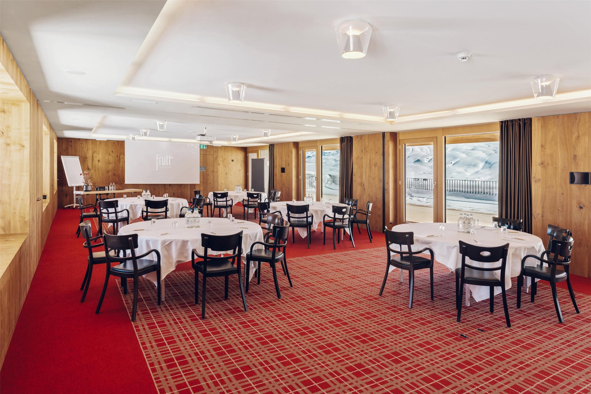 Frutt Lodge - Meeting room