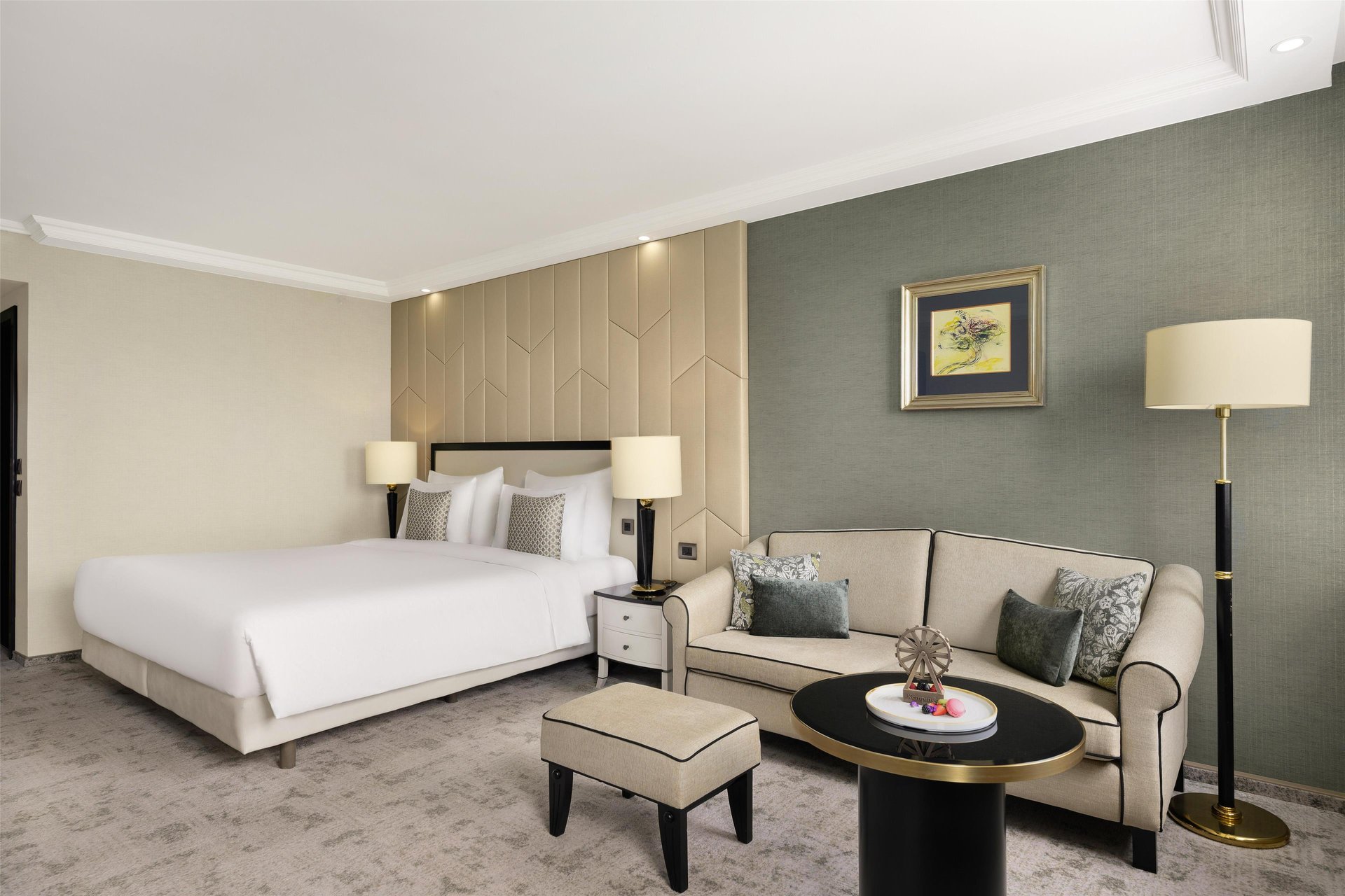 Park view deluxe room with sofa
