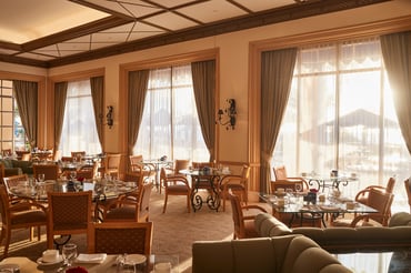 KICUN1_Dining-Area-Landscape_KempinskiTISCancunFeb.23 395_High Res_42677.jpg